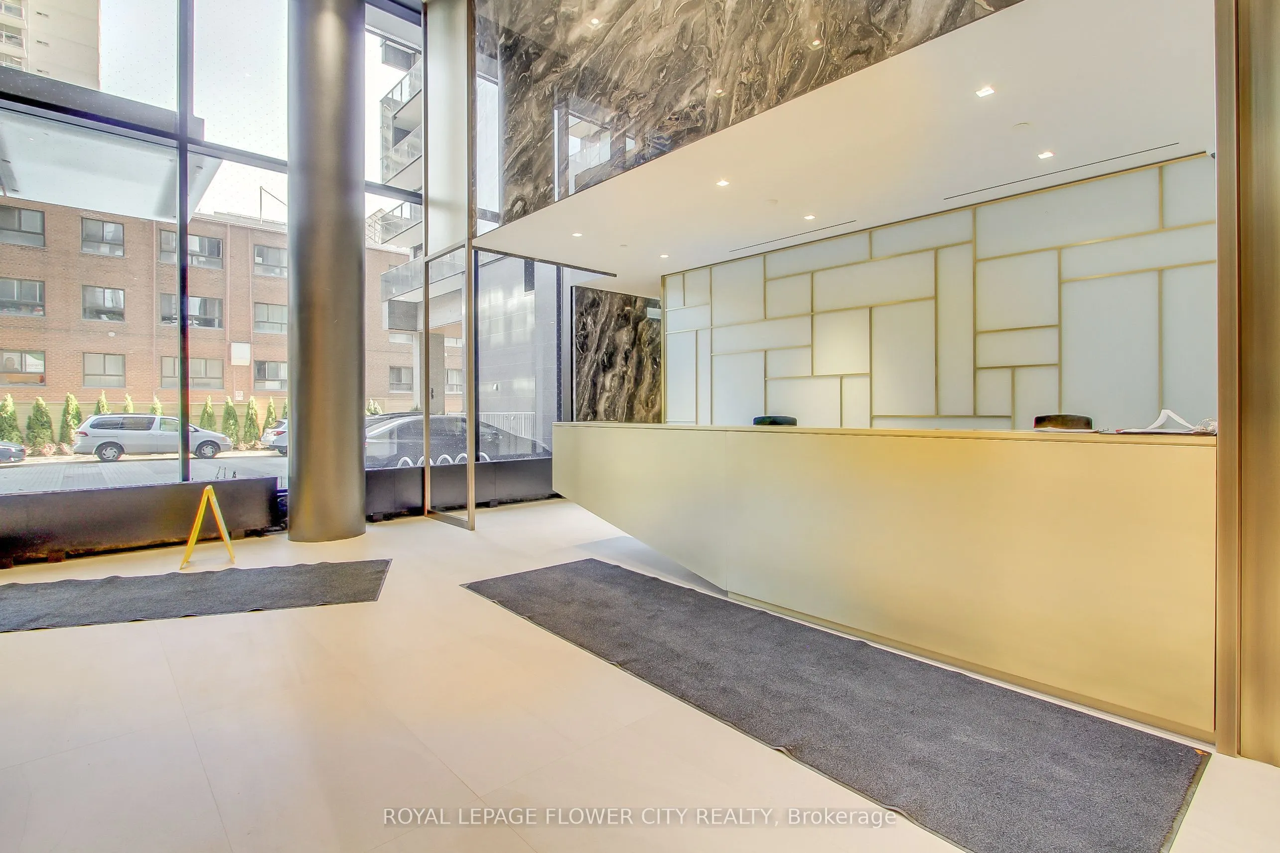 117 Broadway Avenue, #706