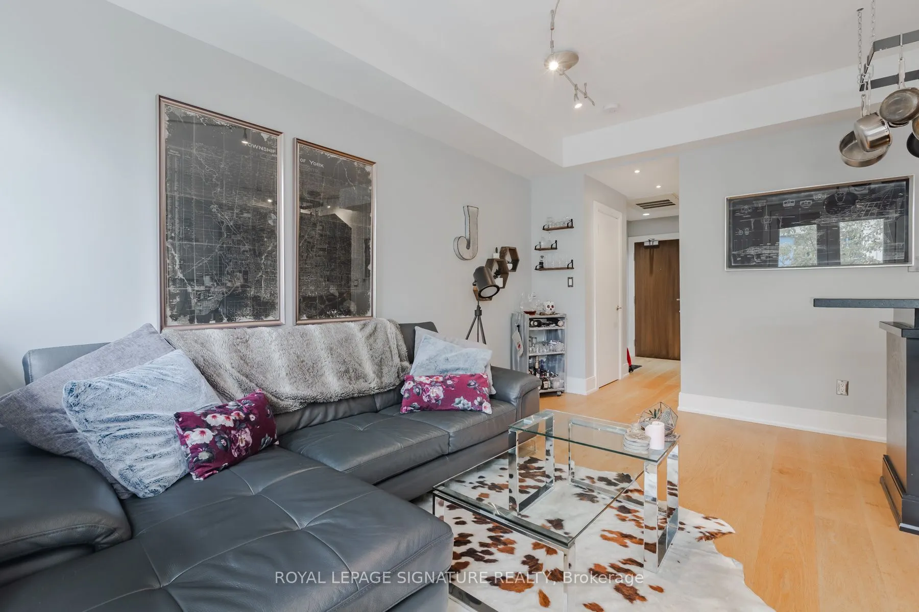 500 Richmond Street W, #332