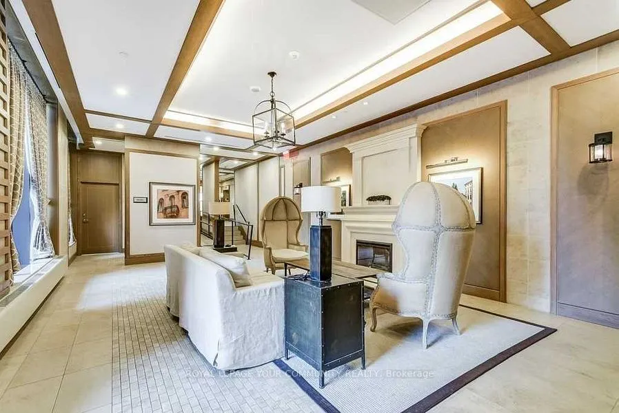 830 Lawrence Avenue, #842