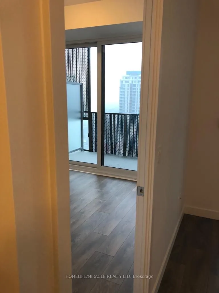 8 Eglington Avenue E, #1906