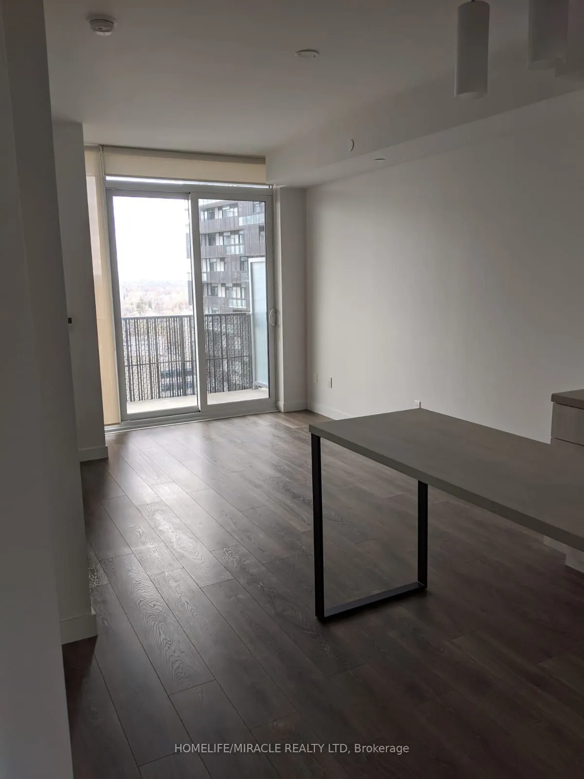 8 Eglington Avenue E, #1906