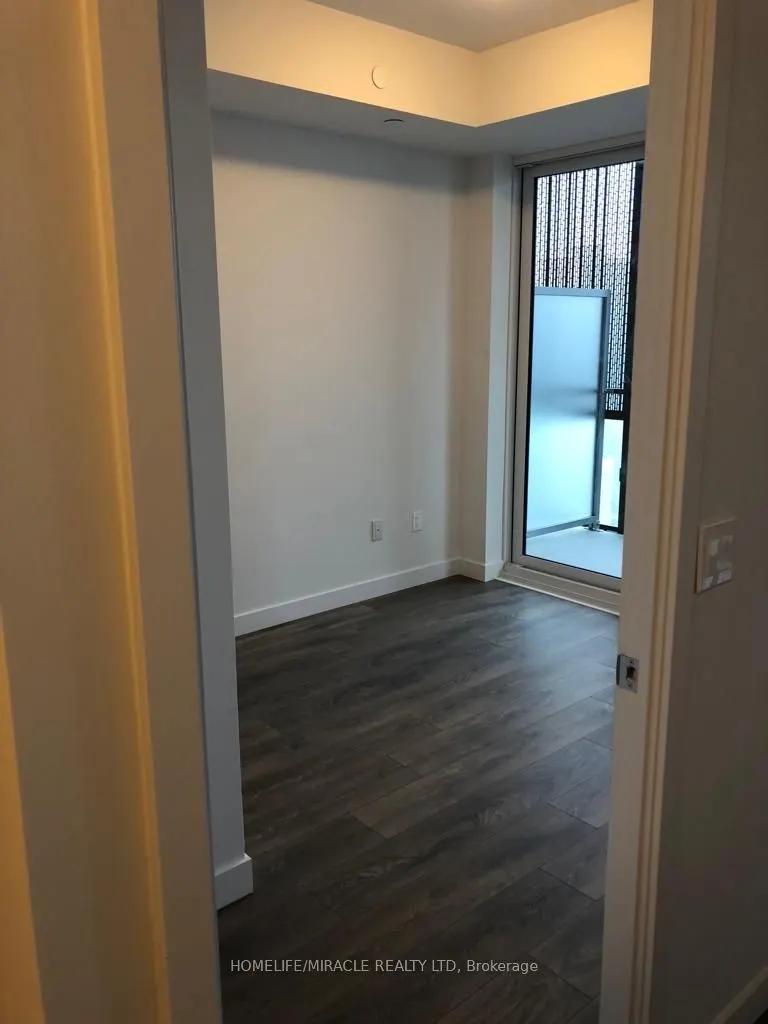 8 Eglington Avenue E, #1906