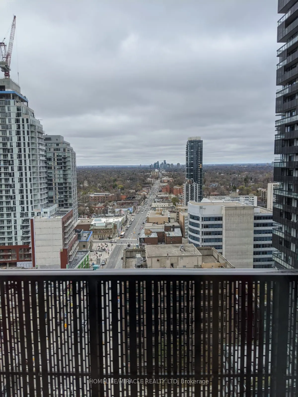 8 Eglington Avenue E, #1906