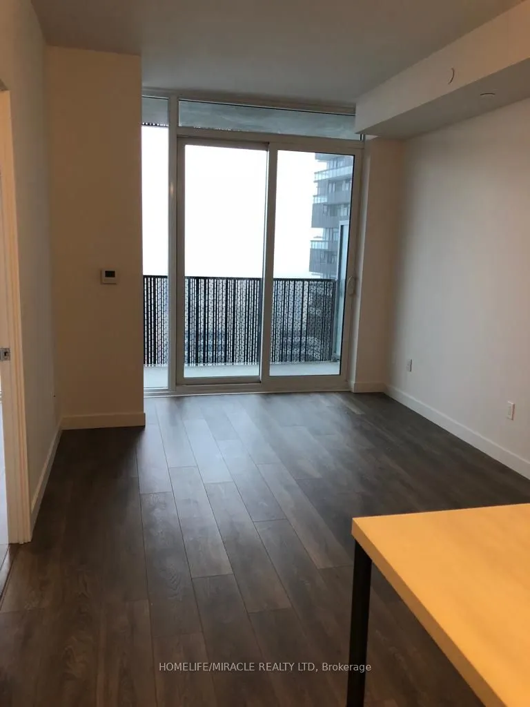 8 Eglington Avenue E, #1906