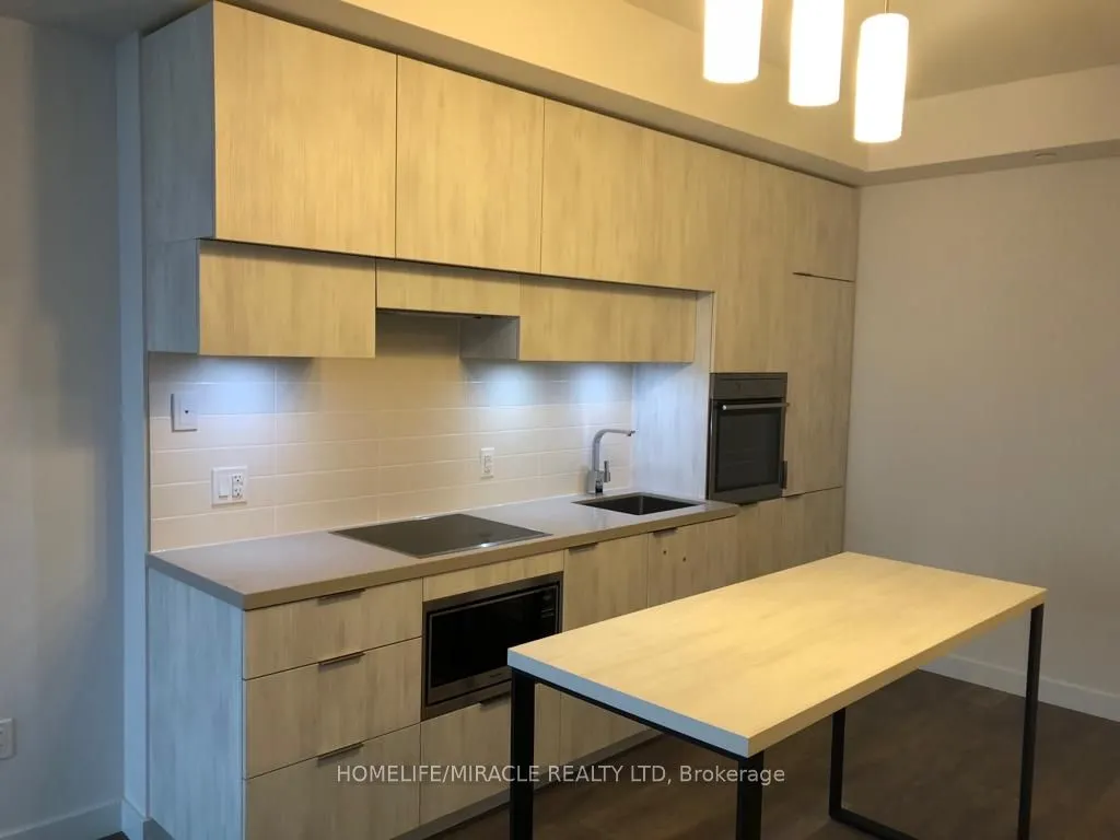 8 Eglington Avenue E, #1906