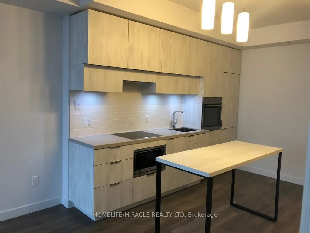 8 Eglington Avenue E, #1906
