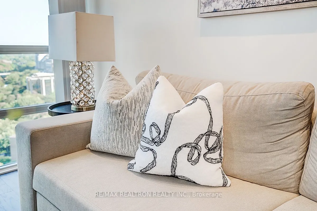 825 Church Street, #2306