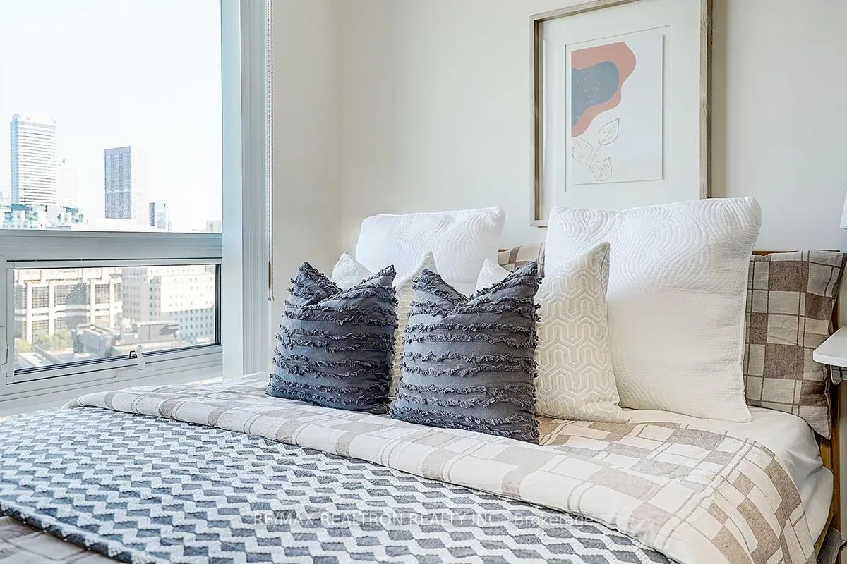 825 Church Street, #2306