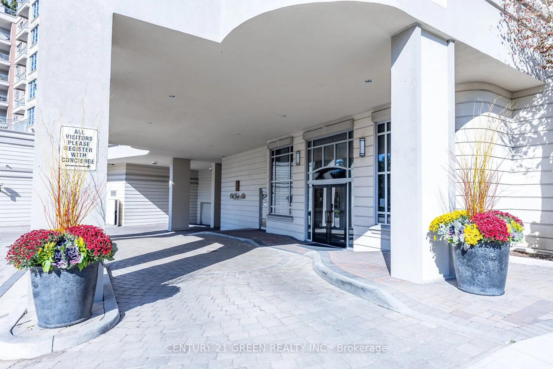 10 Old York Mills Road, #402