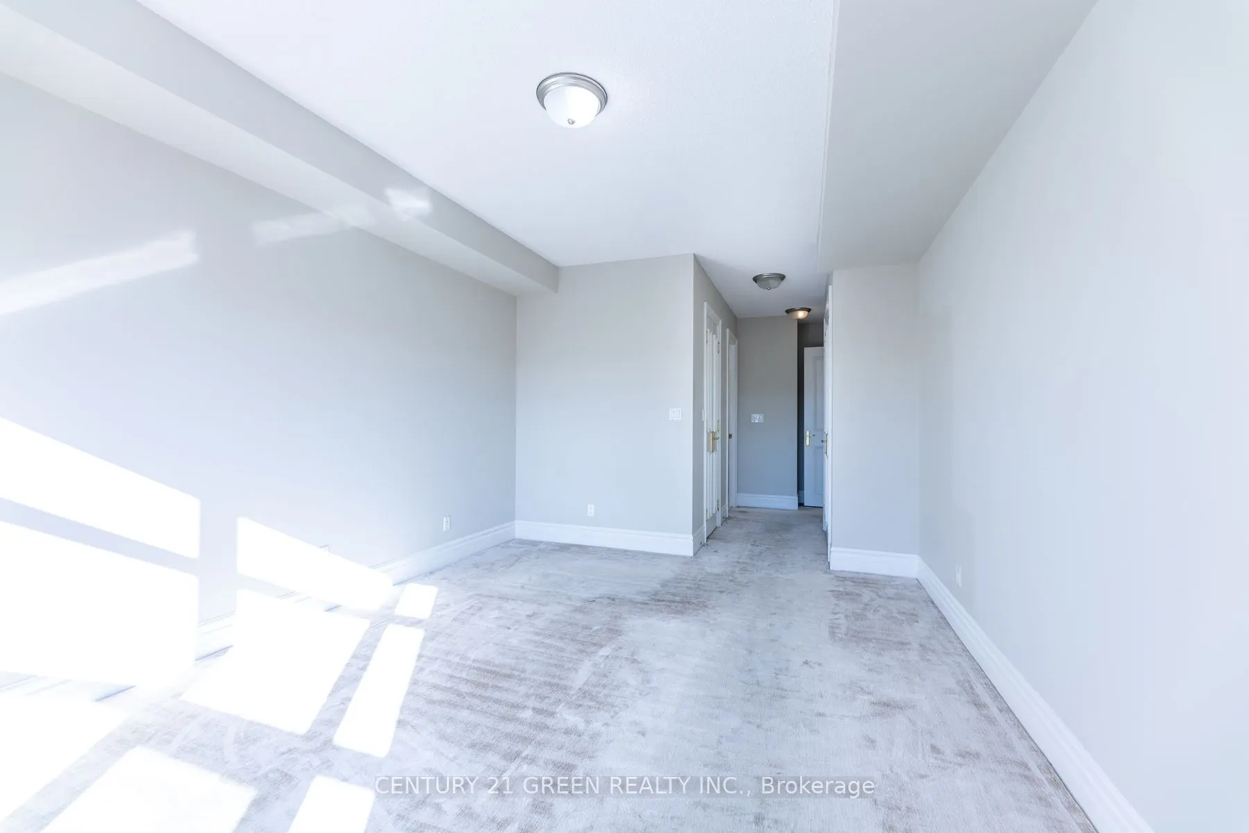 10 Old York Mills Road, #402