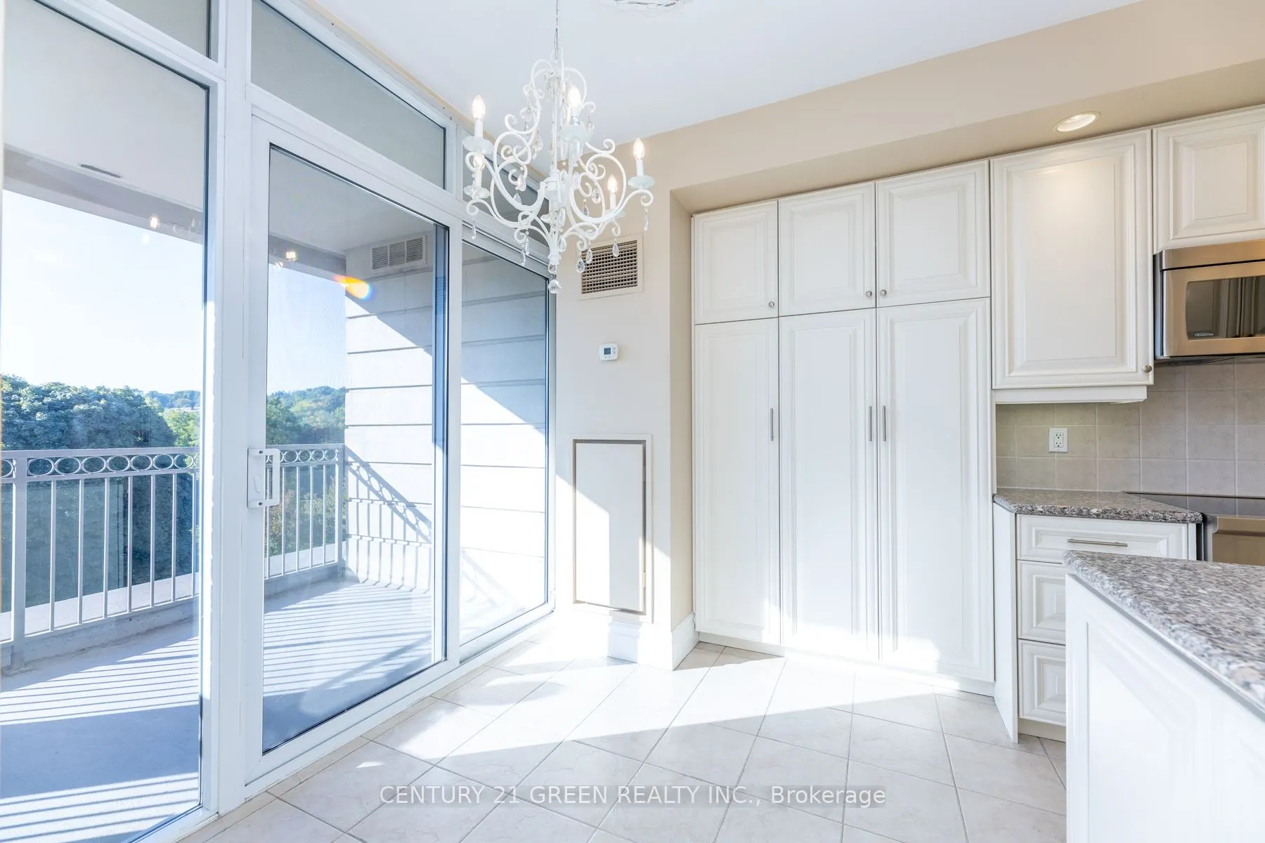 10 Old York Mills Road, #402