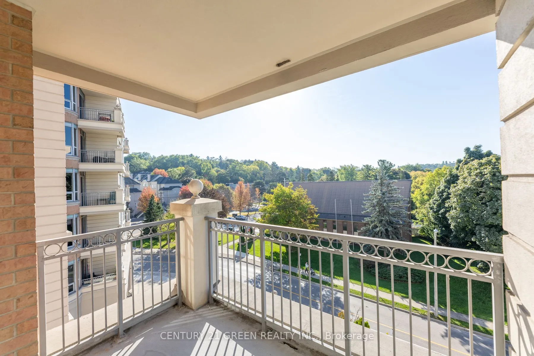 10 Old York Mills Road, #402