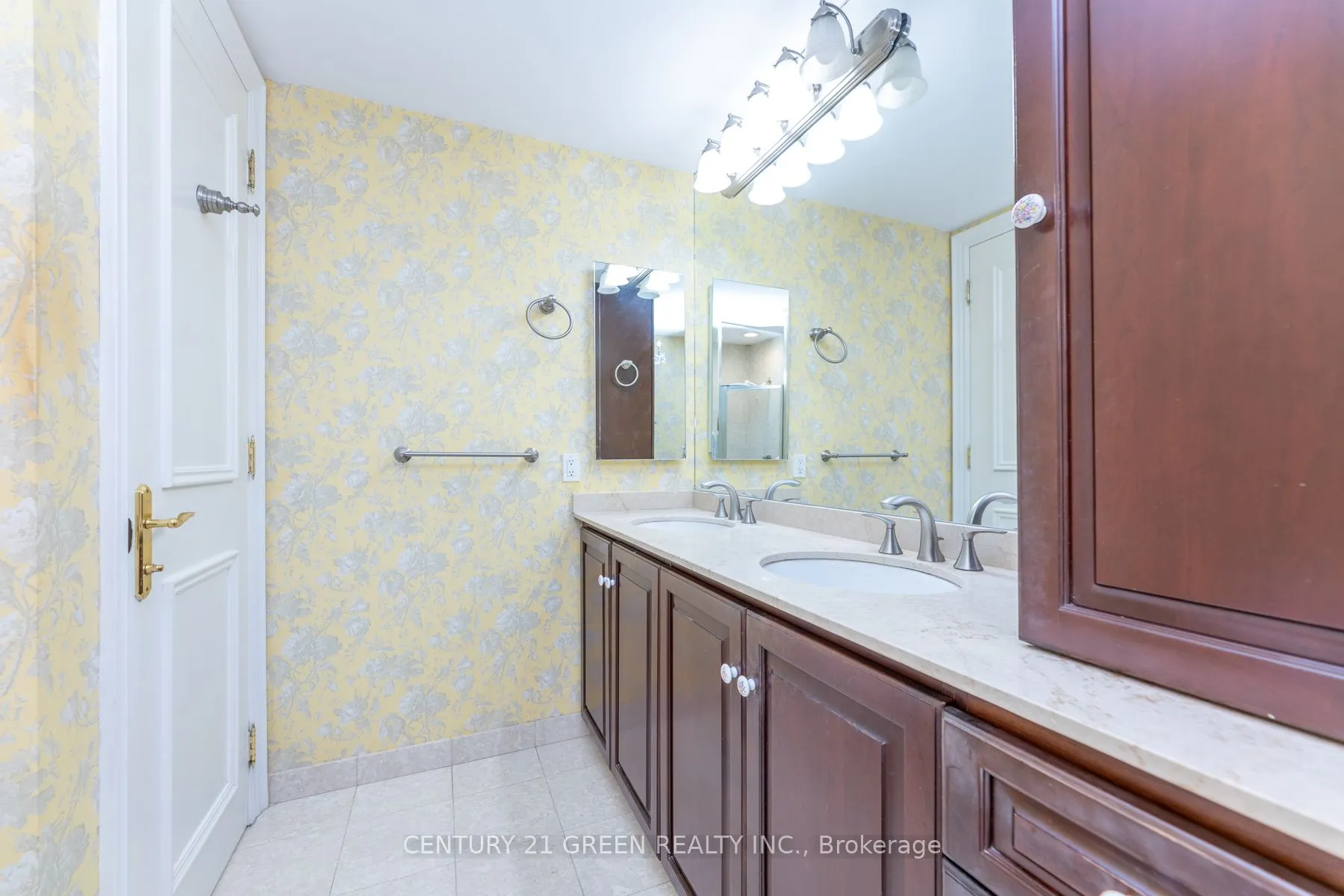 10 Old York Mills Road, #402