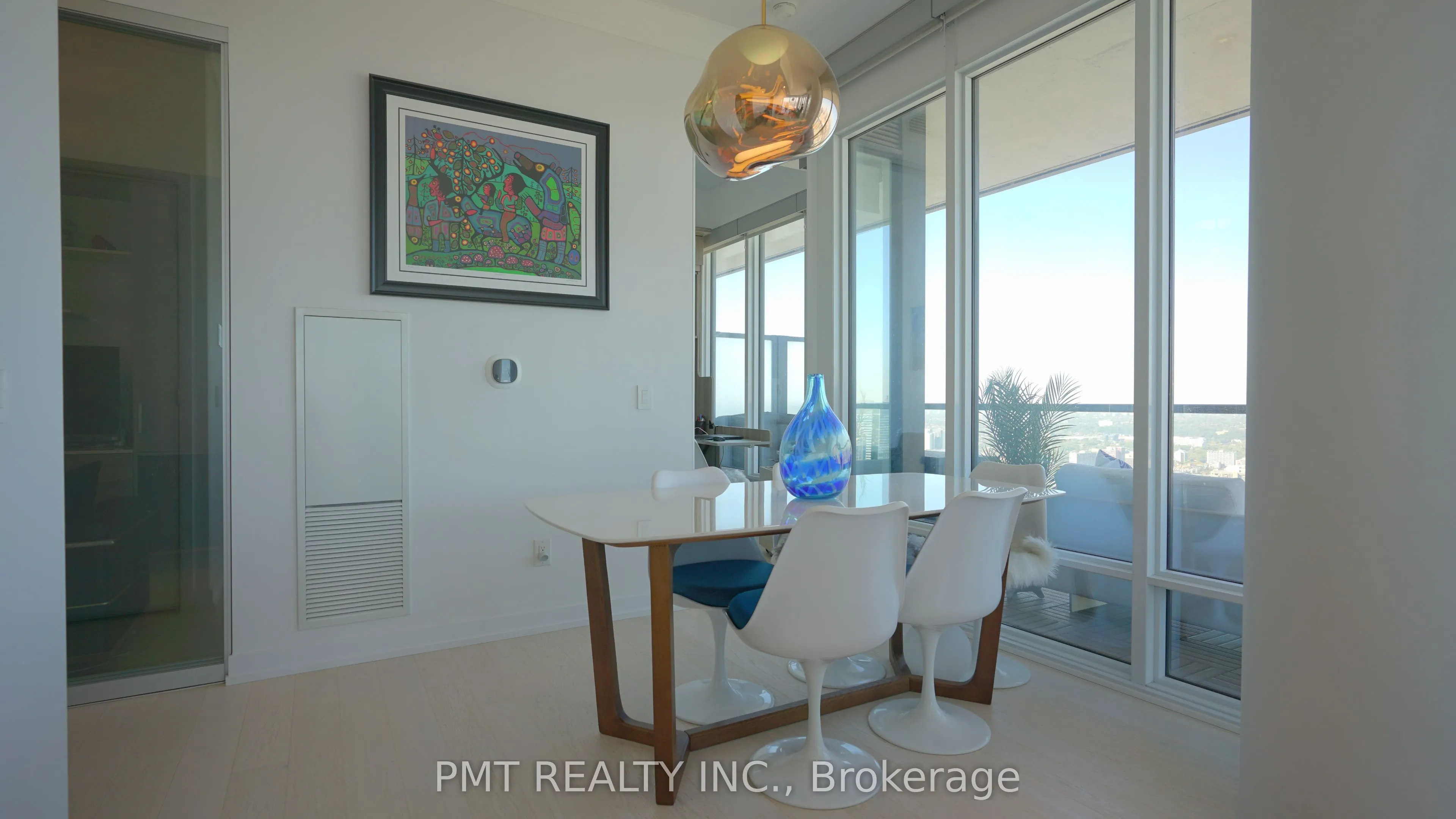 488 University Avenue, #5102