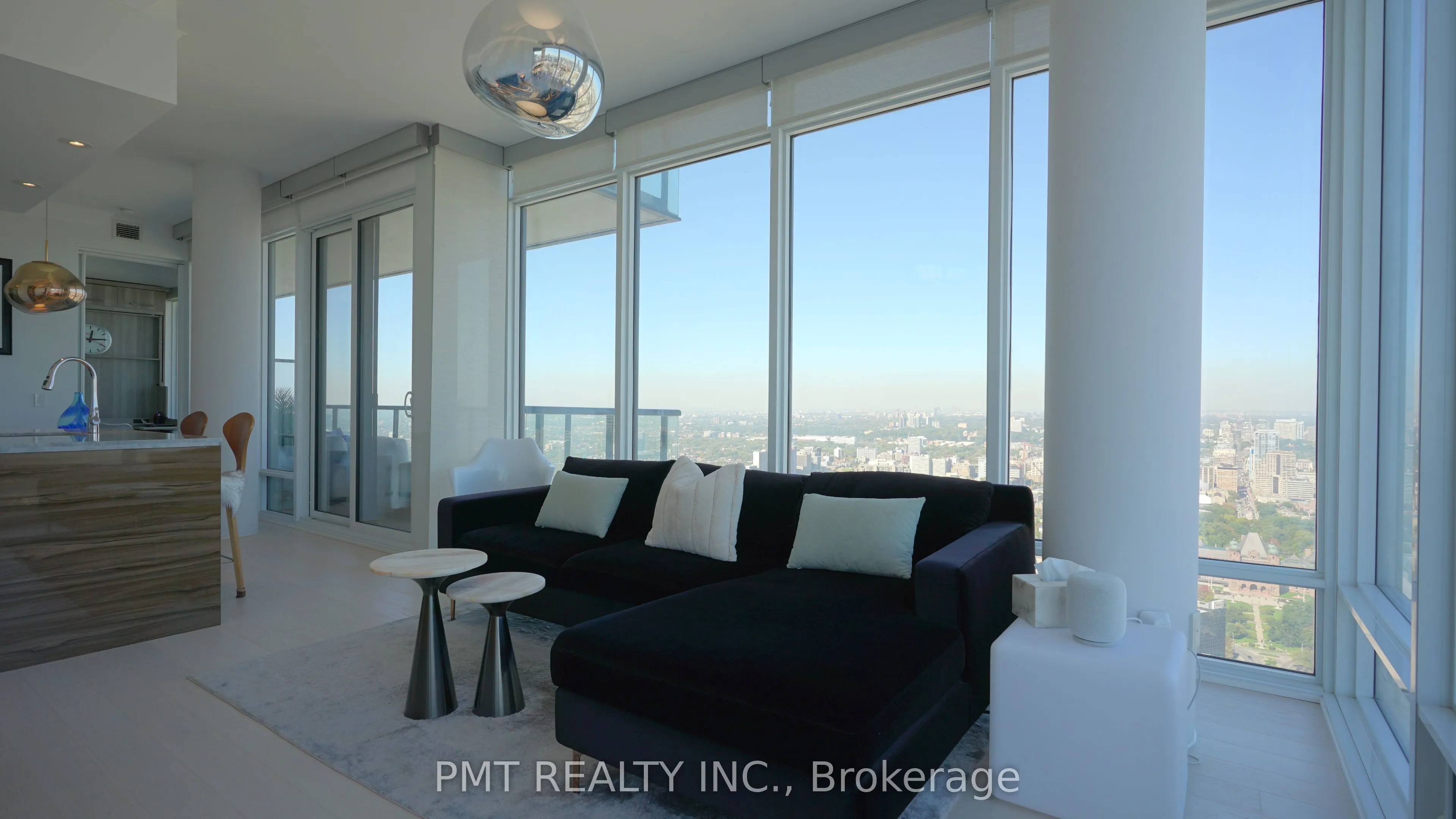 488 University Avenue, #5102
