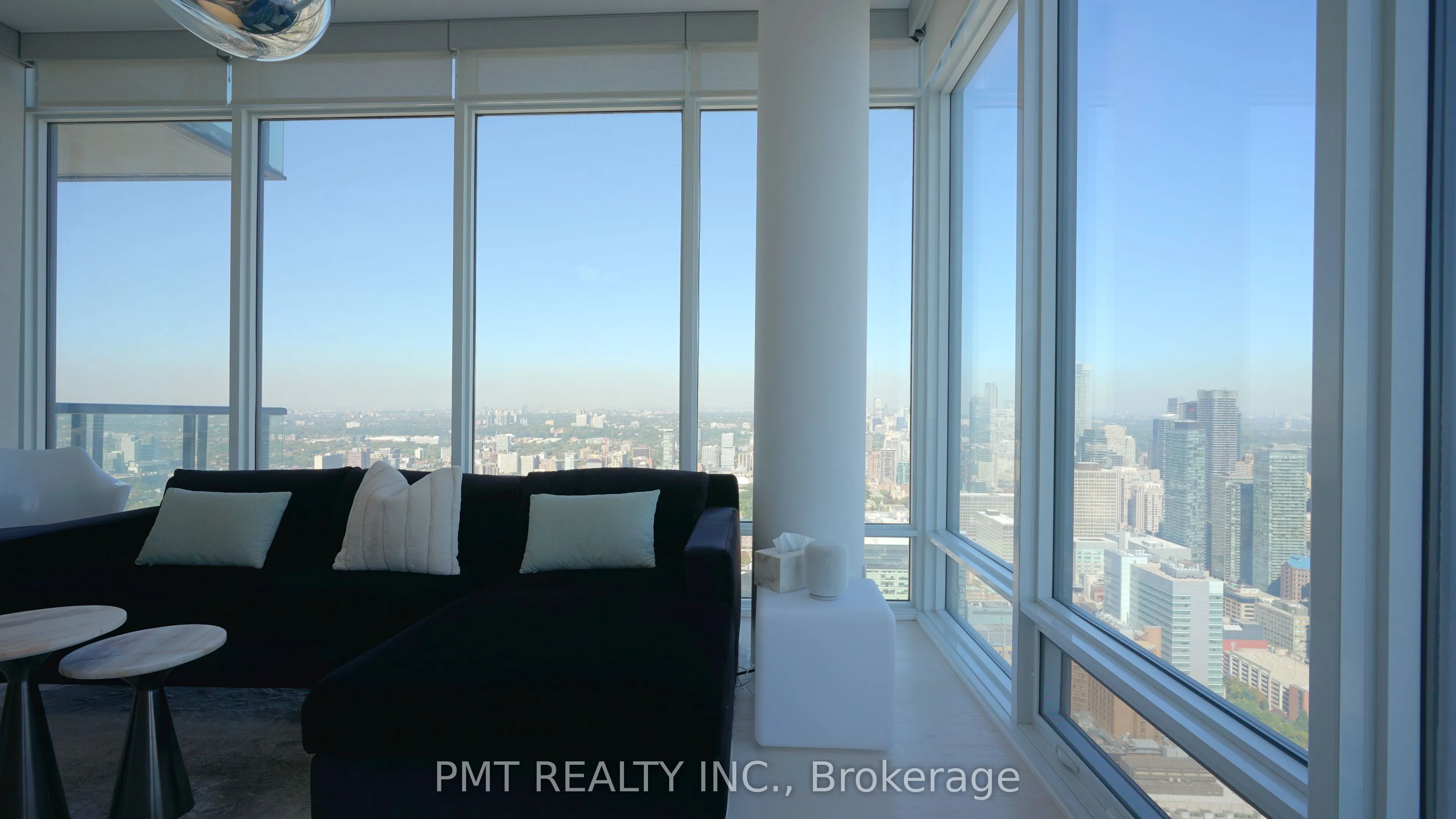 488 University Avenue, #5102