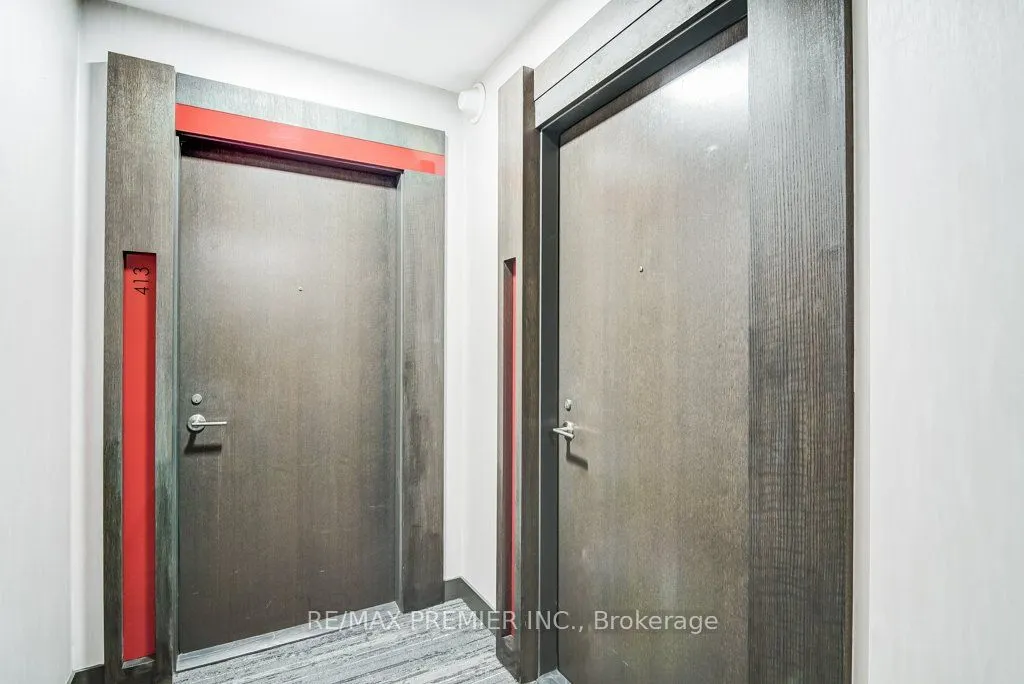 560 Front Street W, #414