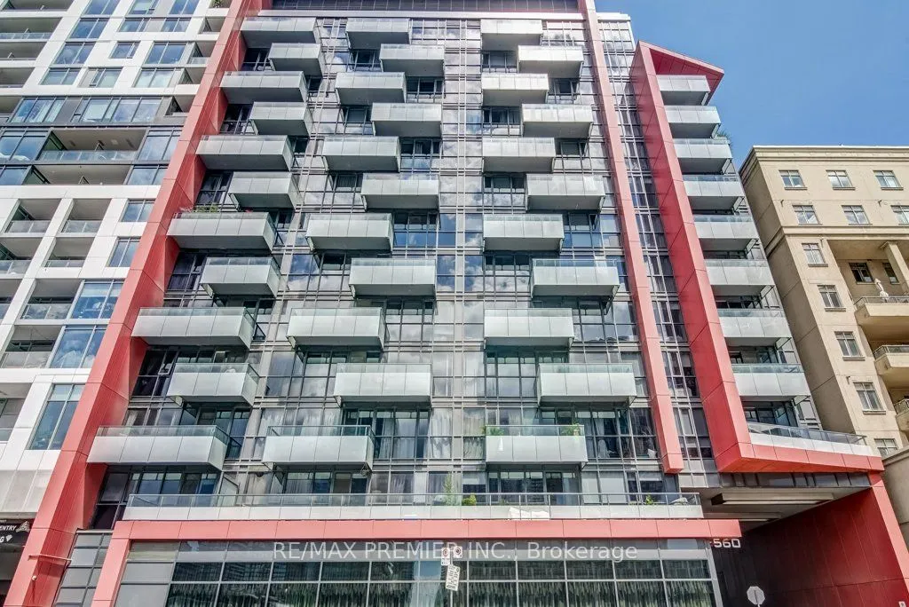 560 Front Street W, #414