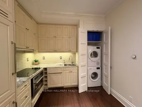 22 Leader Lane, #308