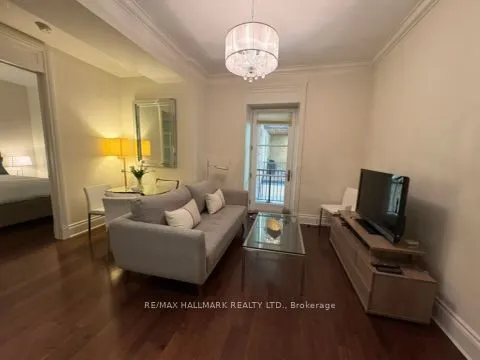 22 Leader Lane, #308
