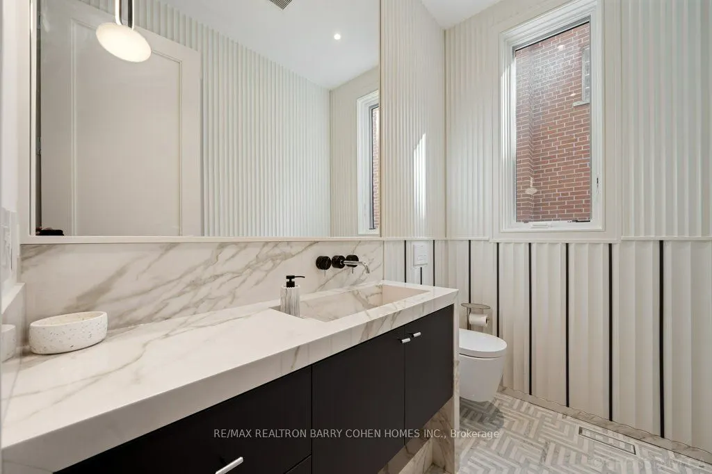 50 Daneswood Road W