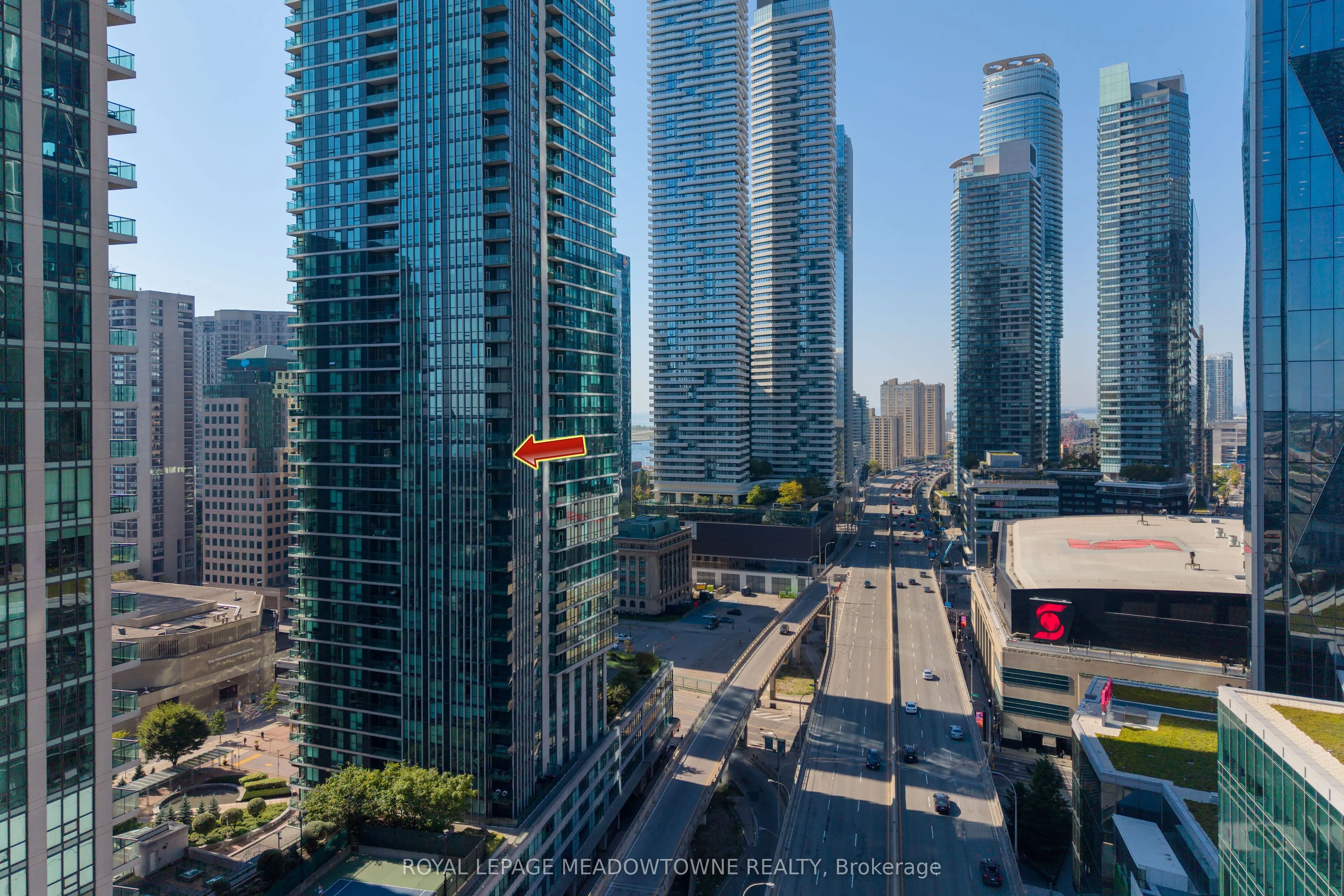 18 Harbour Street, #1805