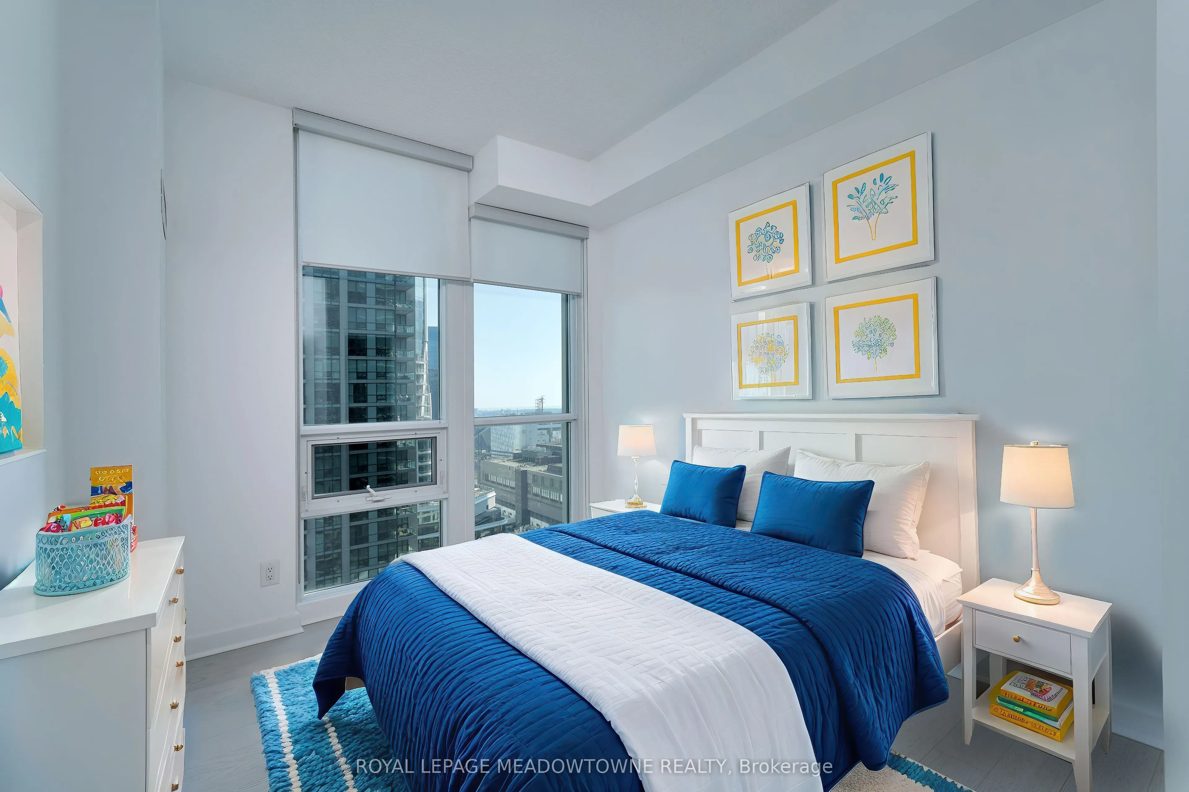 18 Harbour Street, #1805