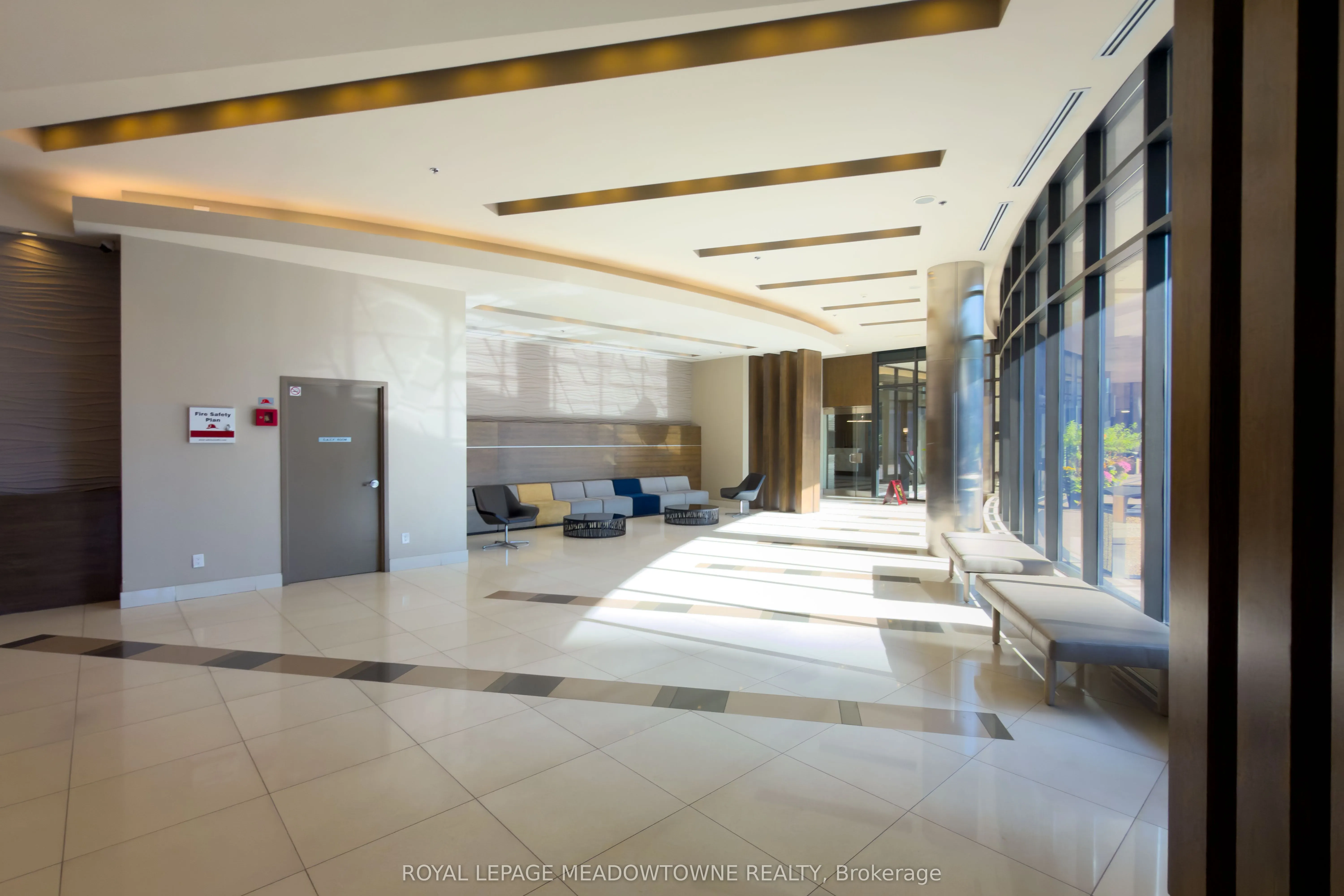 18 Harbour Street, #1805