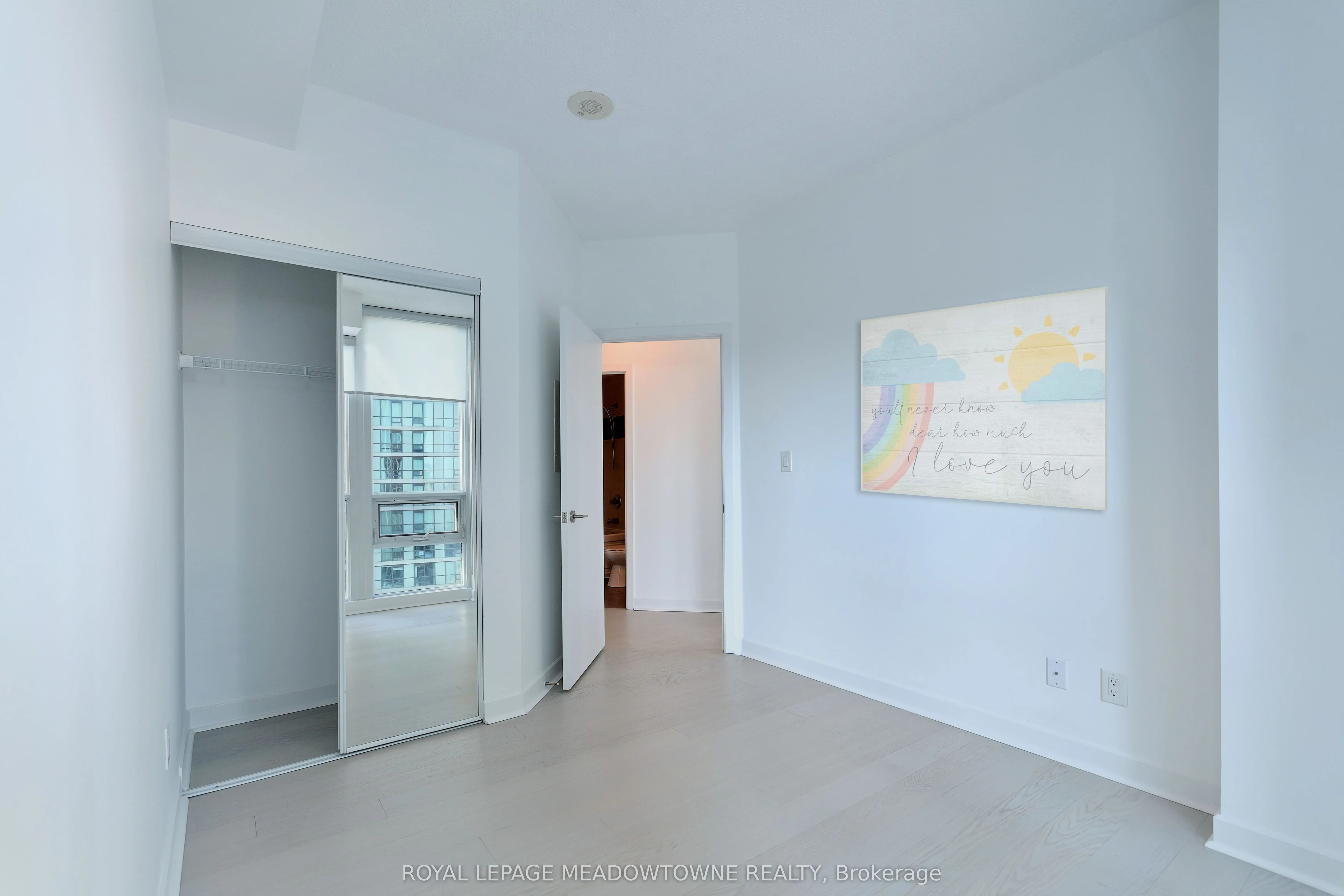 18 Harbour Street, #1805