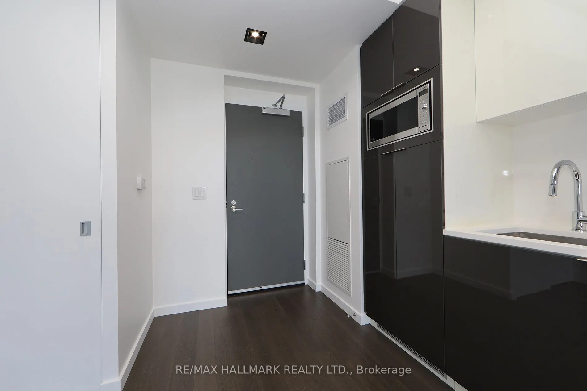 170 Bayview Avenue, #1310