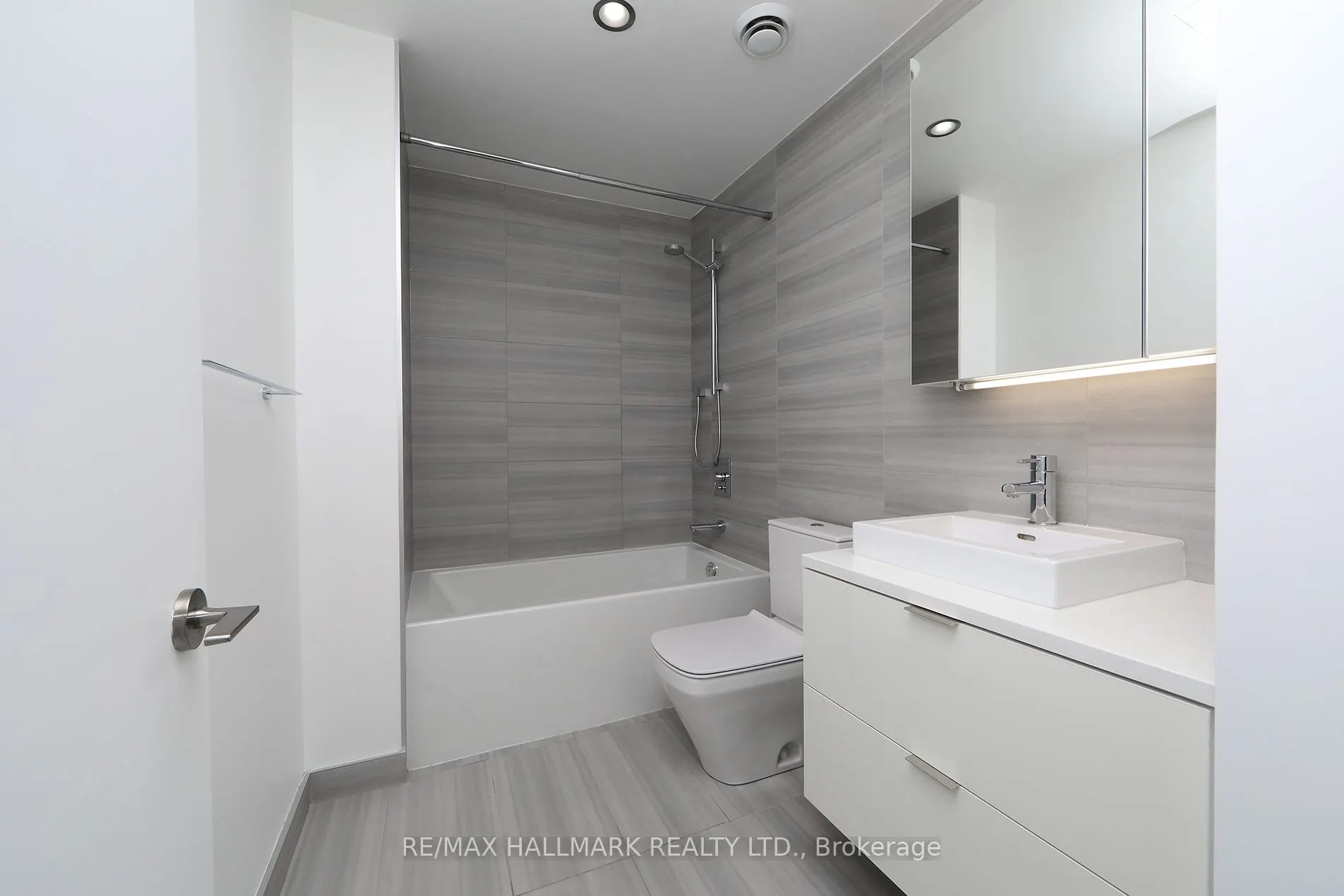 170 Bayview Avenue, #1310