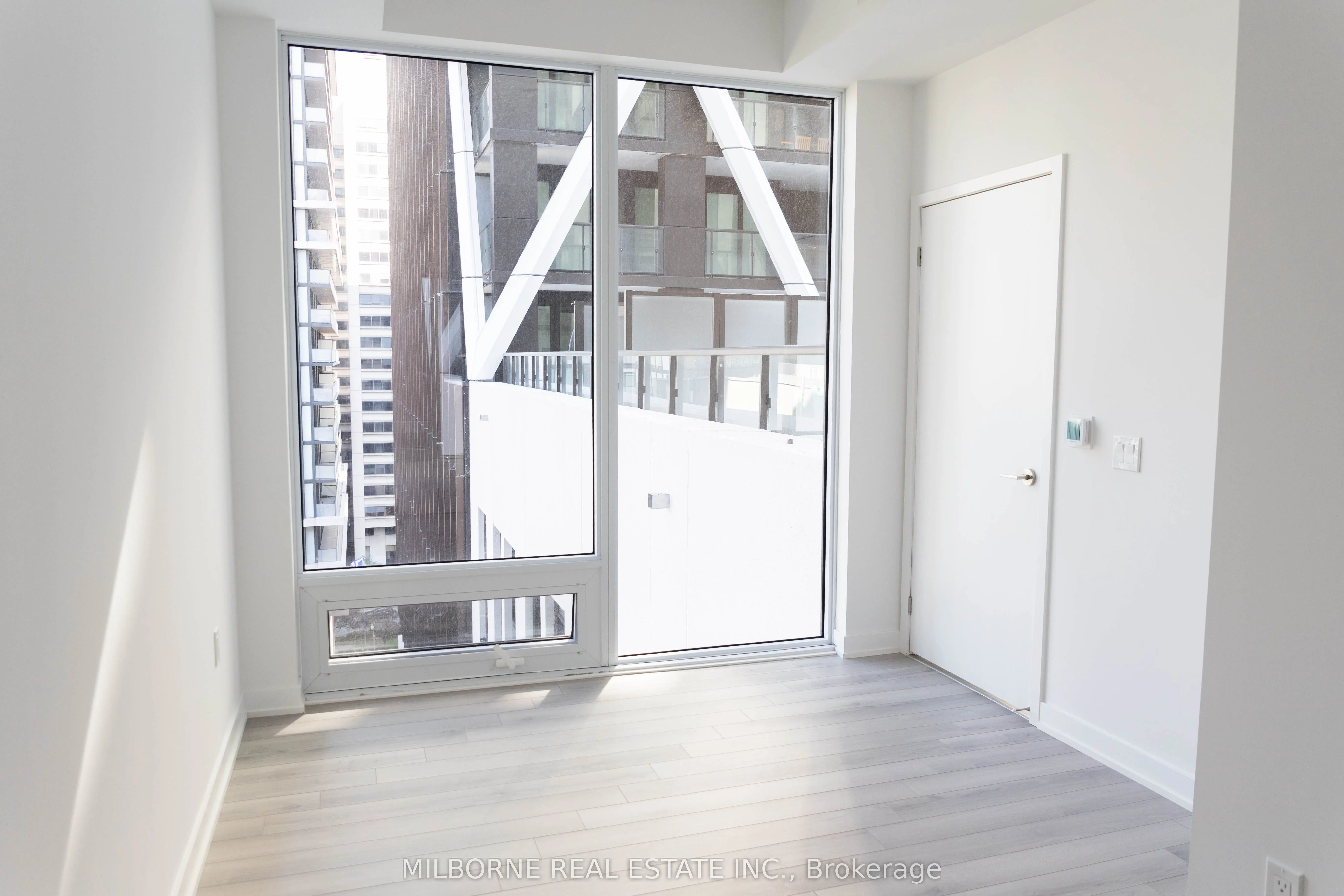 121 St. Patrick Street, #1216