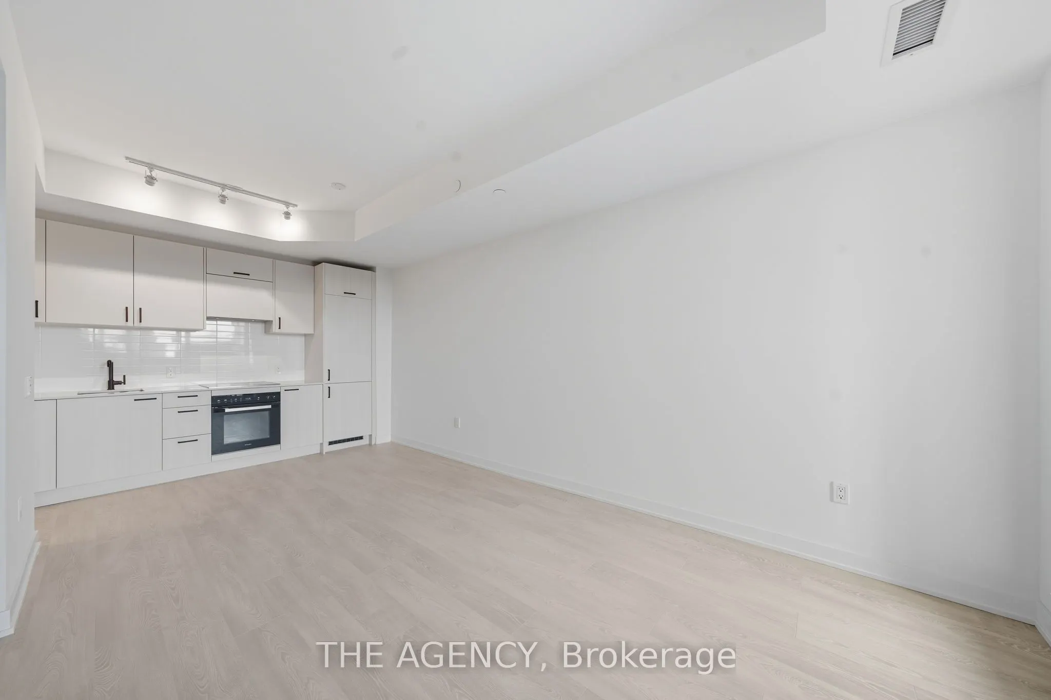 1 Kyle Lowry Road, #406