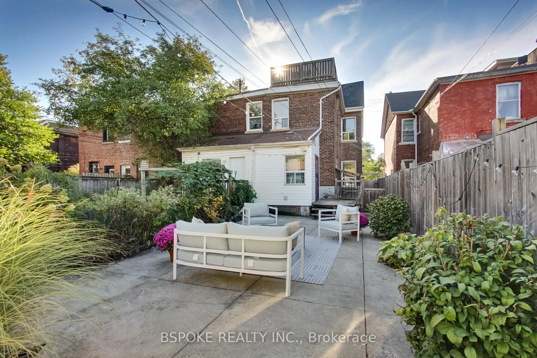 641 Ossington Avenue