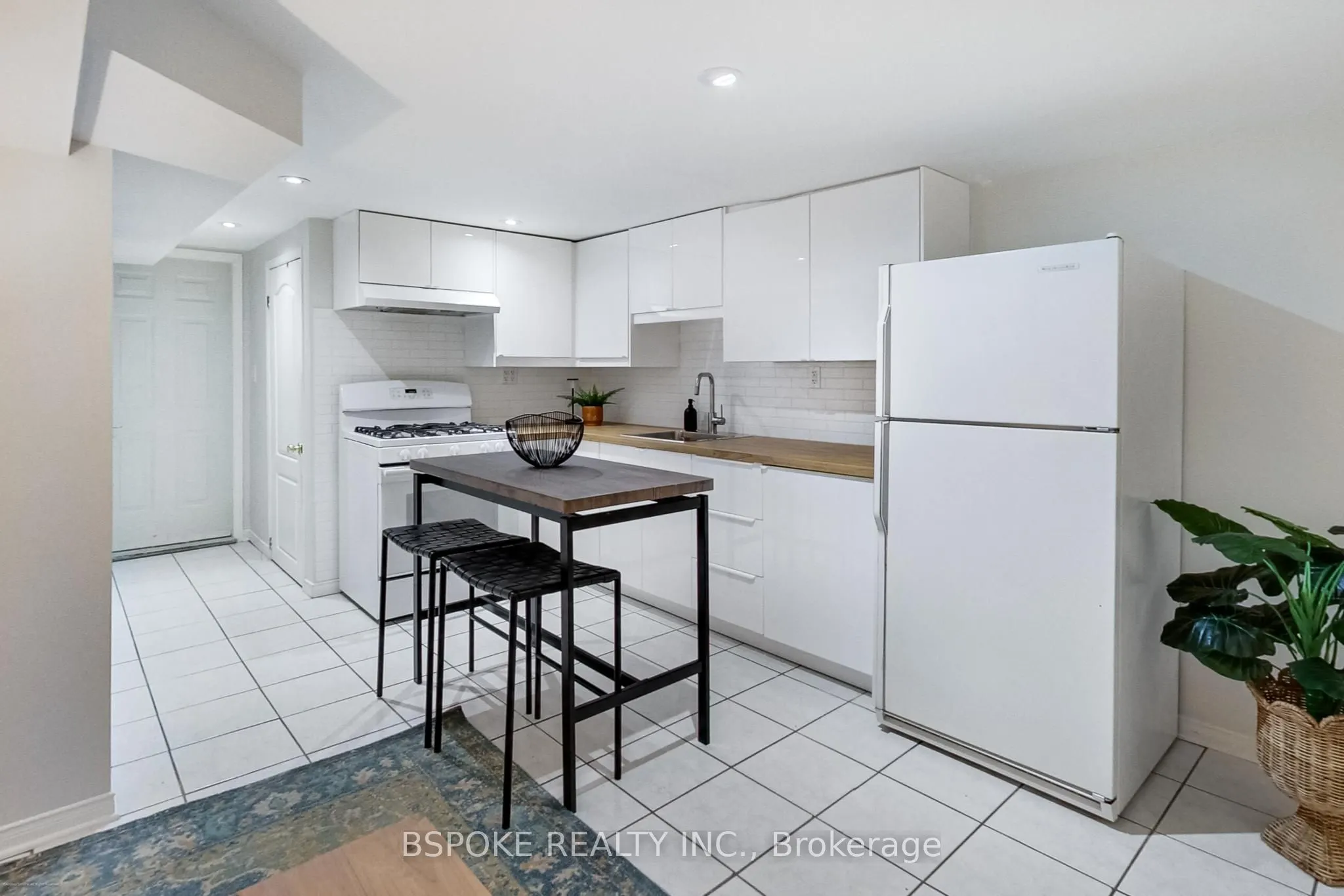 641 Ossington Avenue
