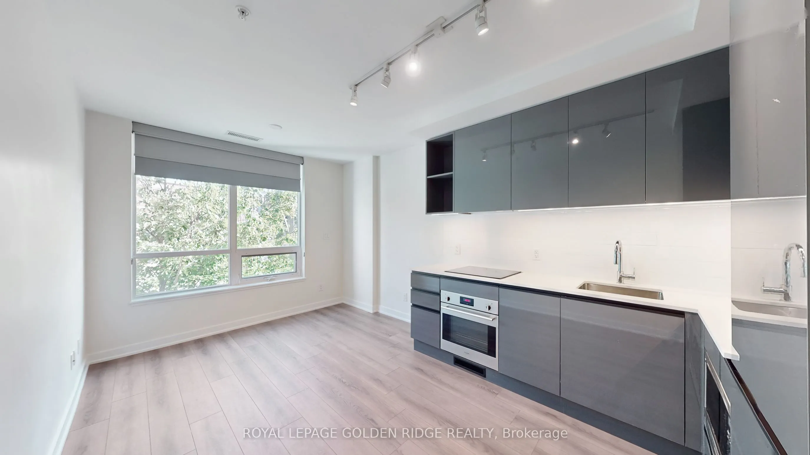 377 Madison Avenue, #224