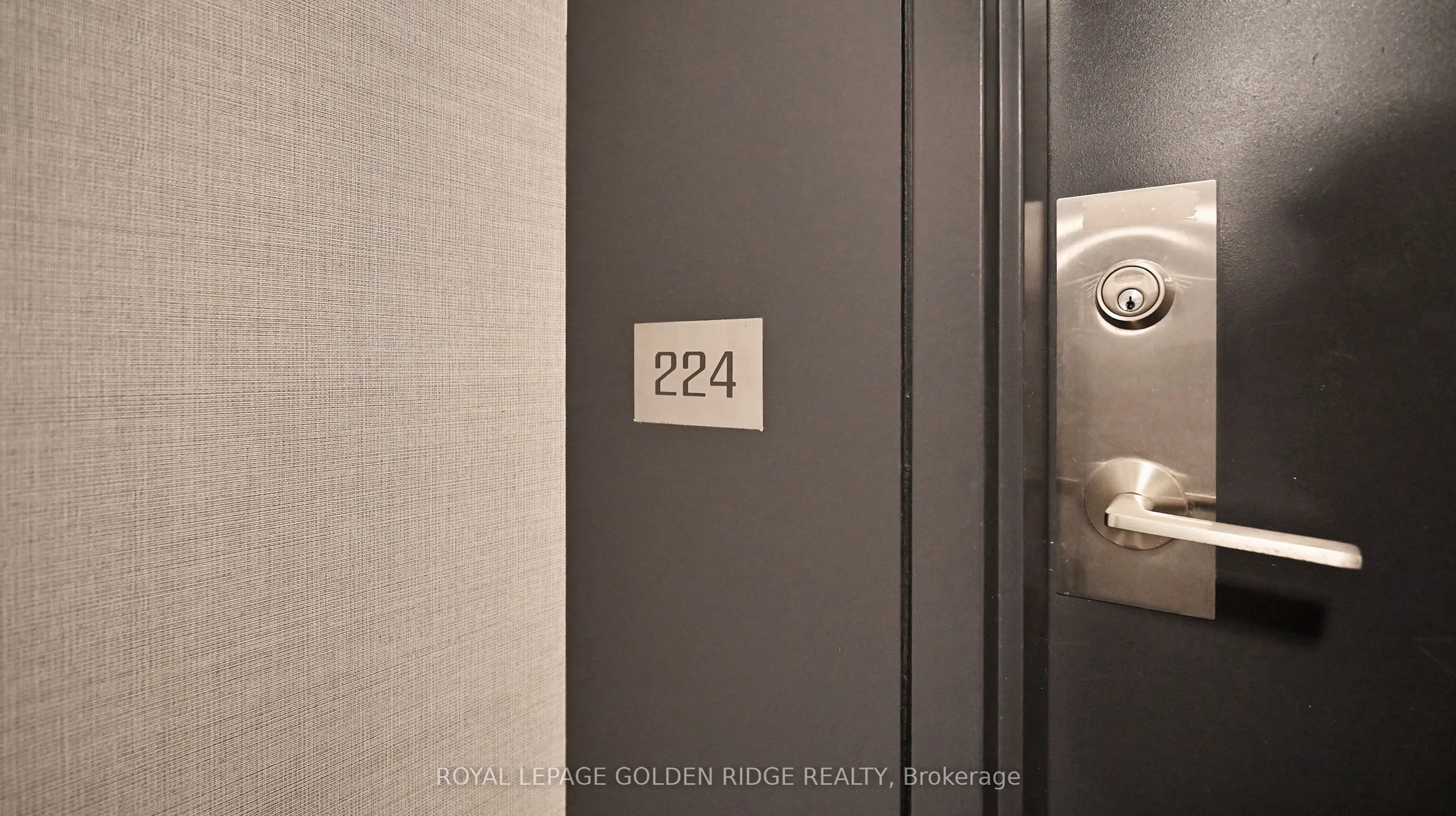 377 Madison Avenue, #224