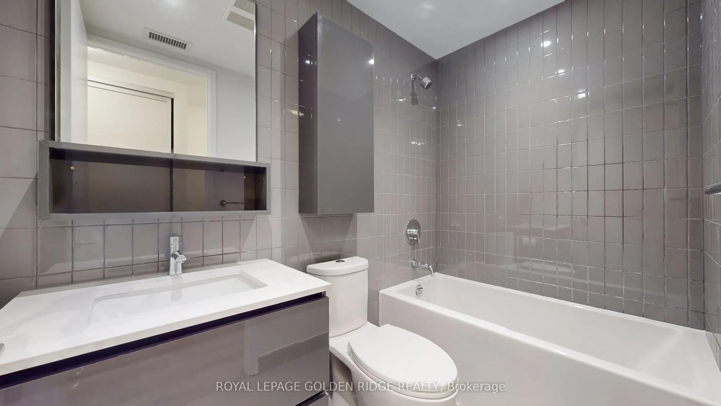 377 Madison Avenue, #224
