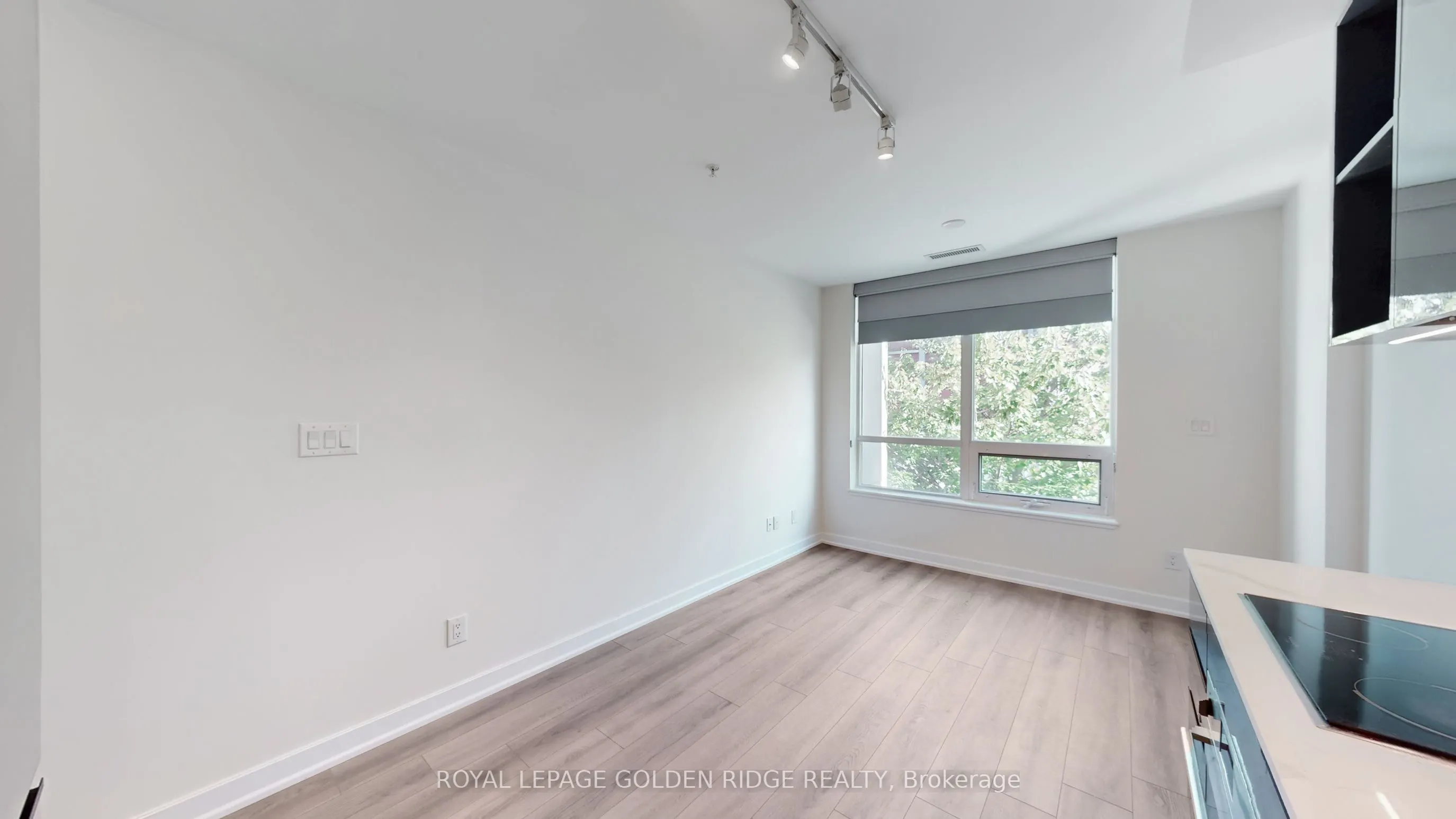 377 Madison Avenue, #224