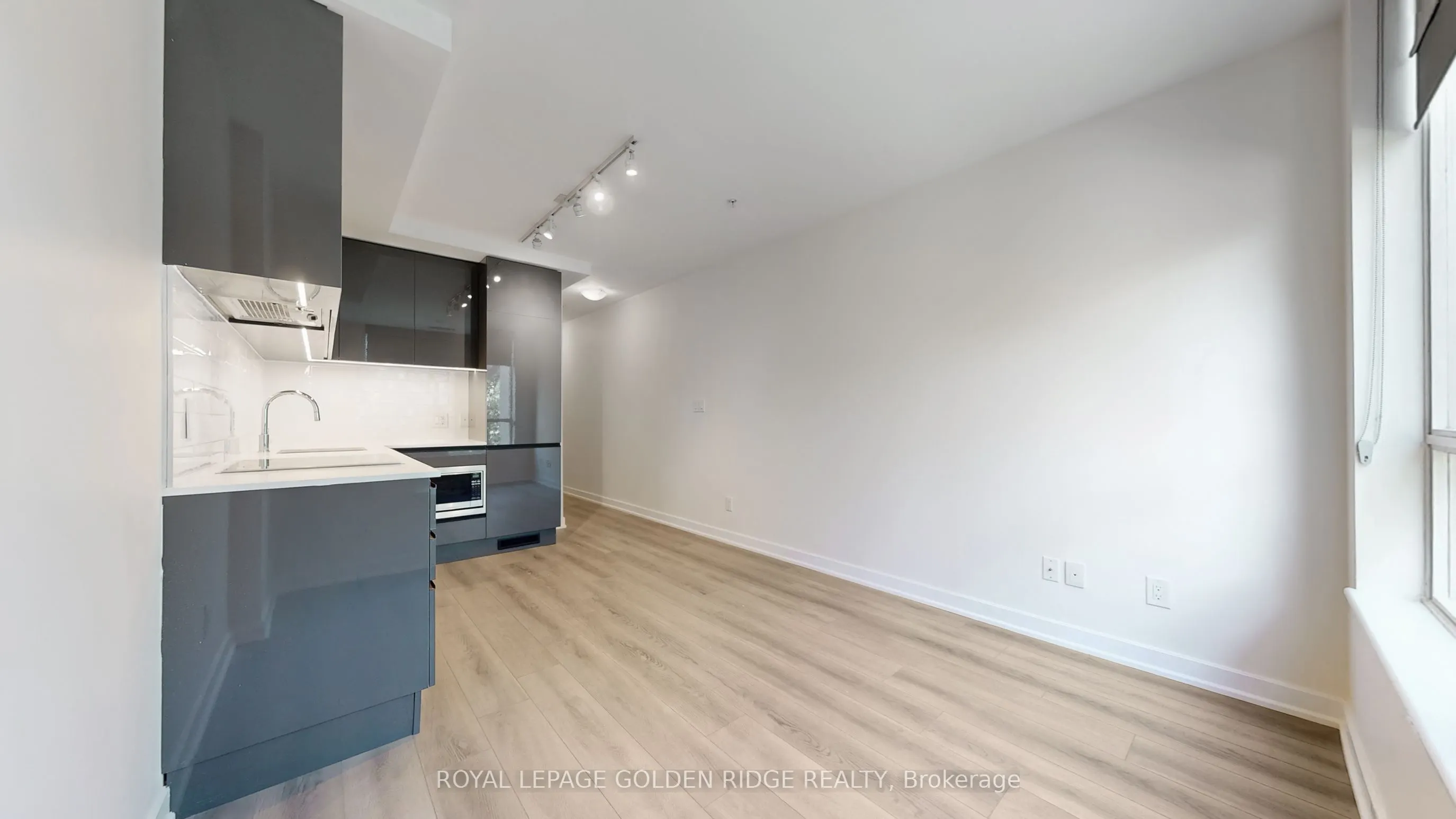 377 Madison Avenue, #224