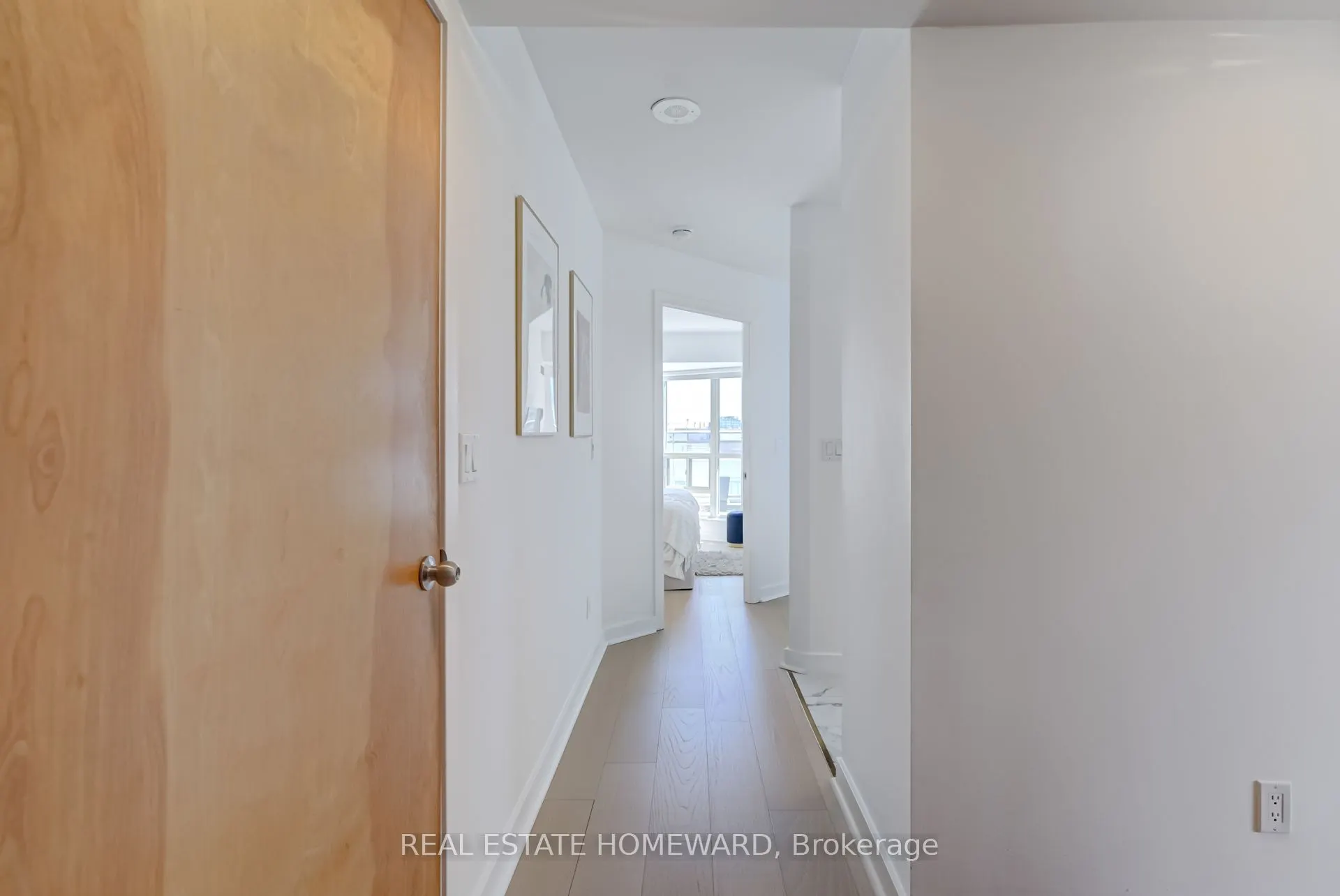 255 Richmond Street E, #1004