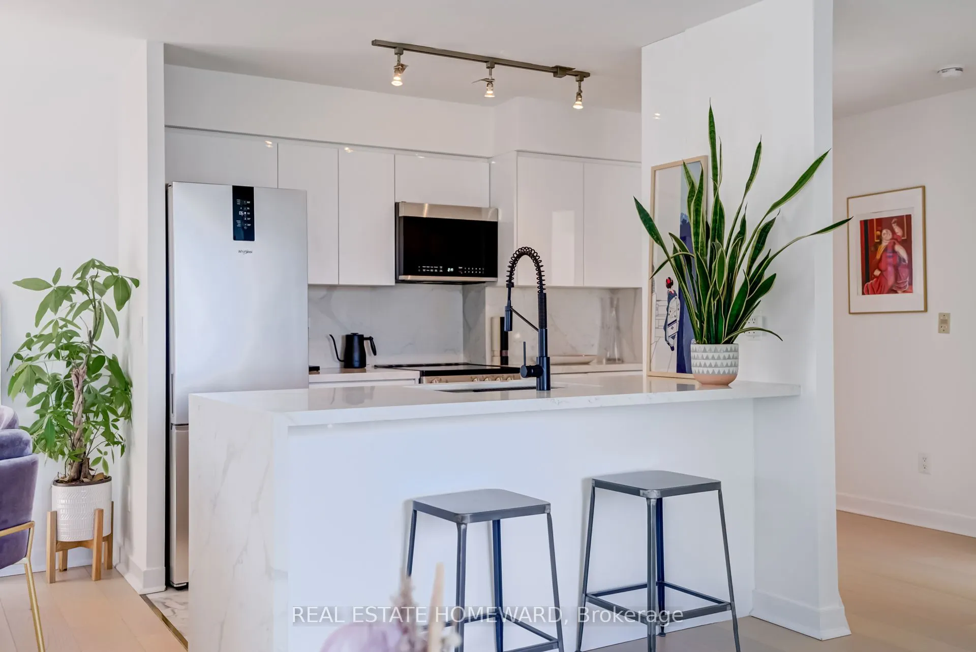 255 Richmond Street E, #1004