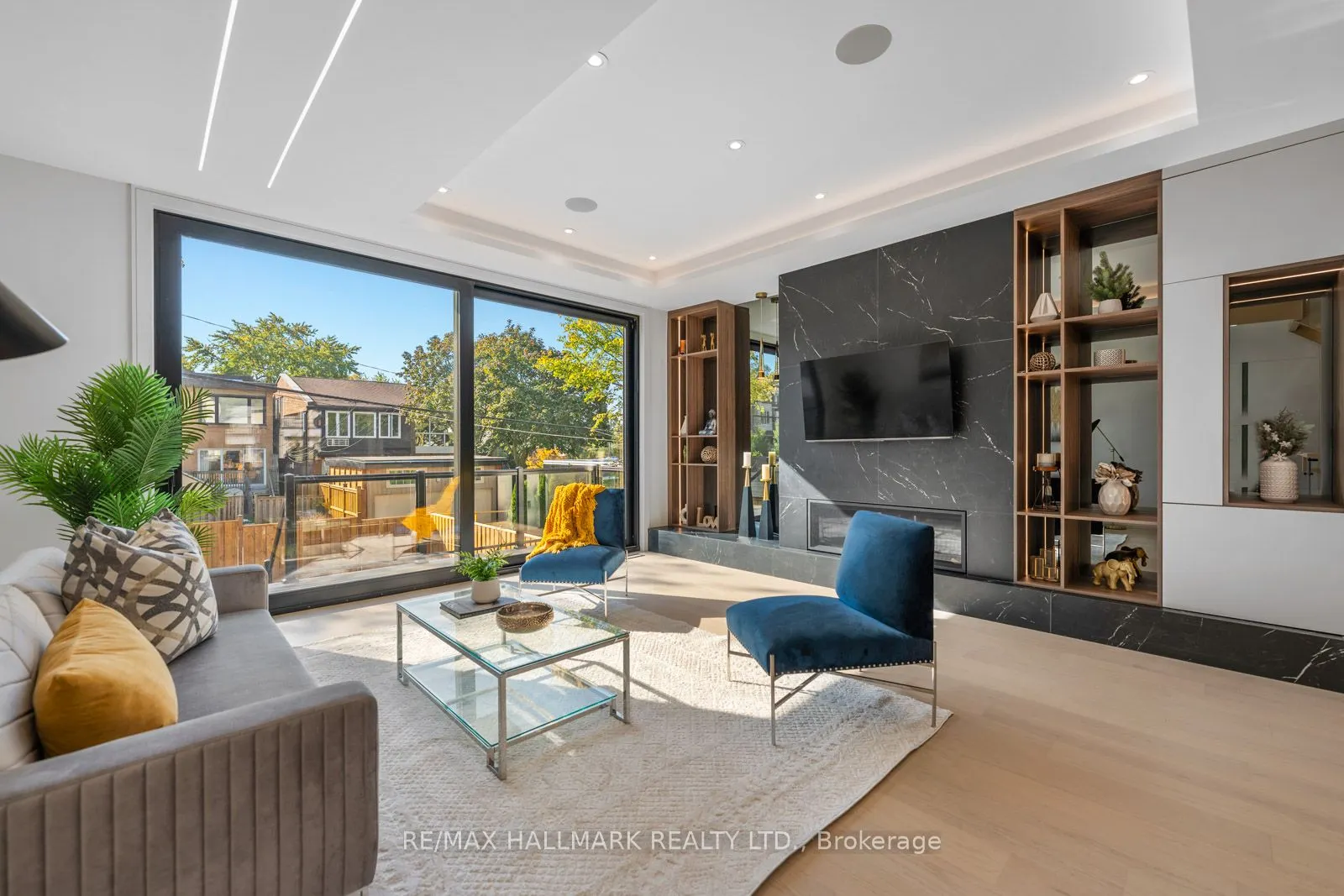 359 Cranbrooke Avenue