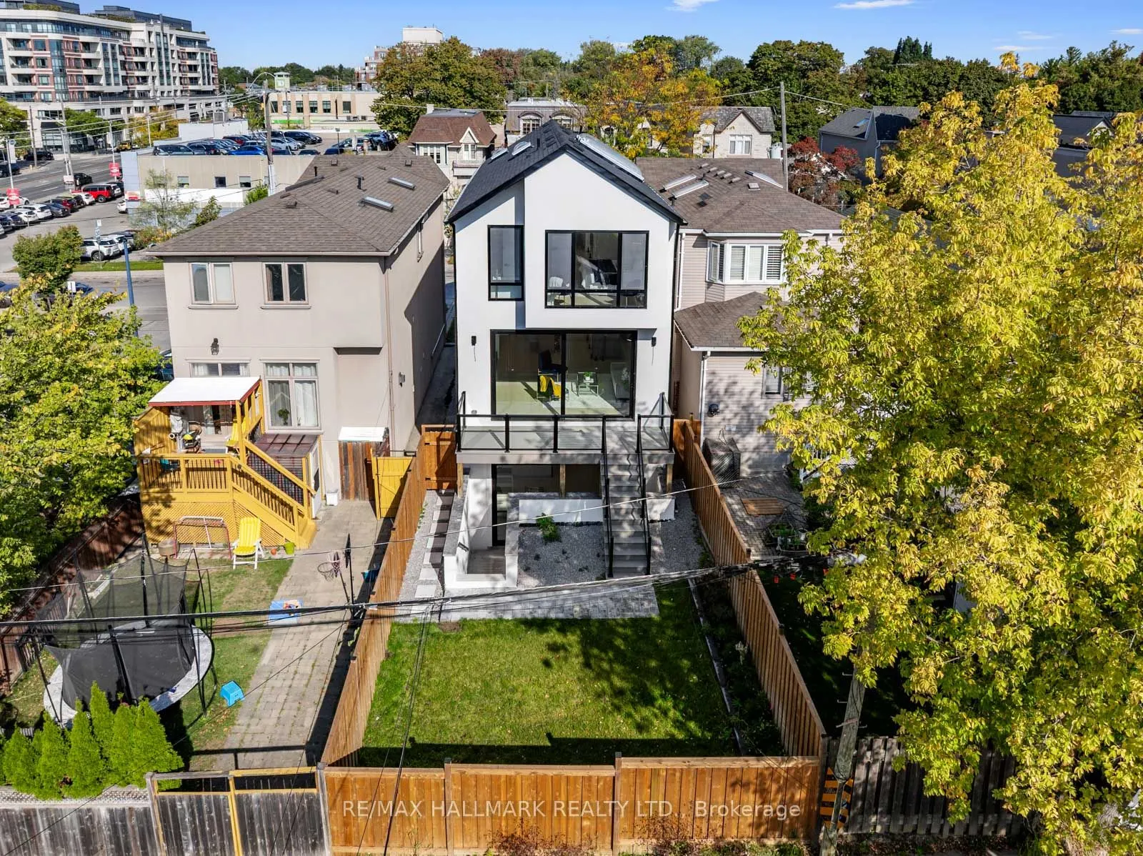 359 Cranbrooke Avenue