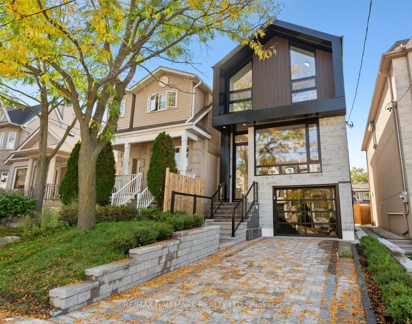 359 Cranbrooke Avenue
