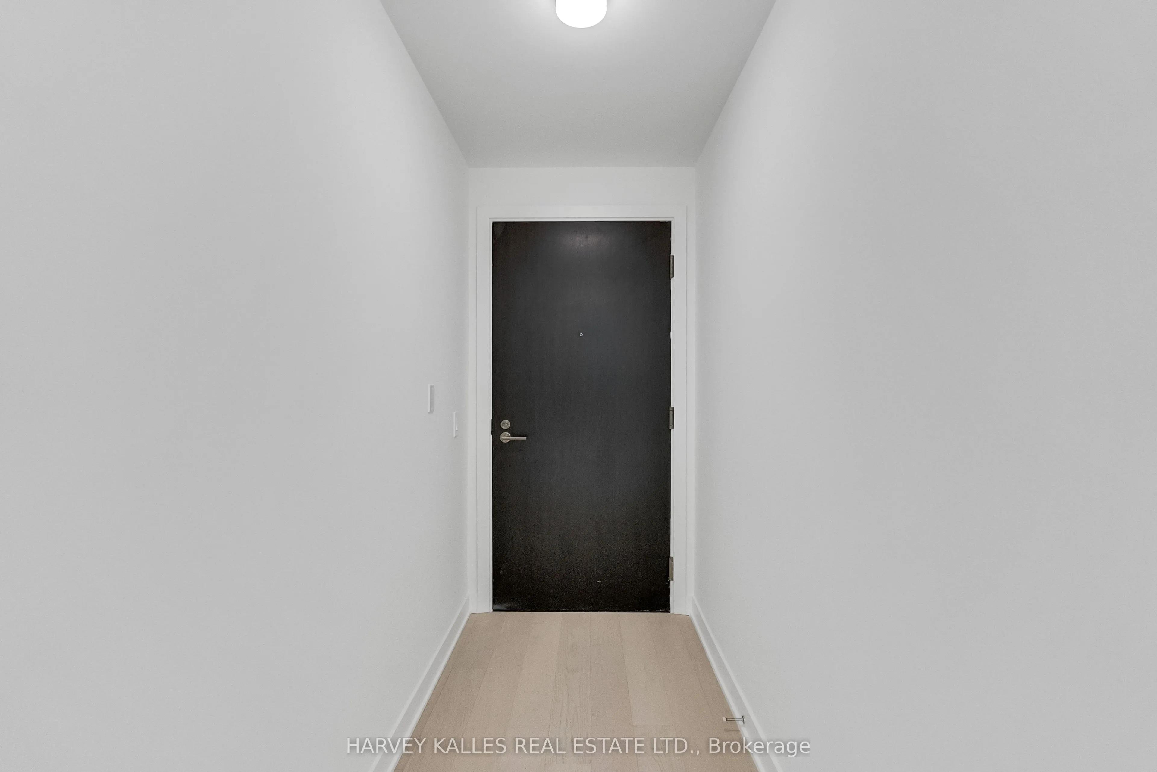 11 Yorkville Avenue, #4110