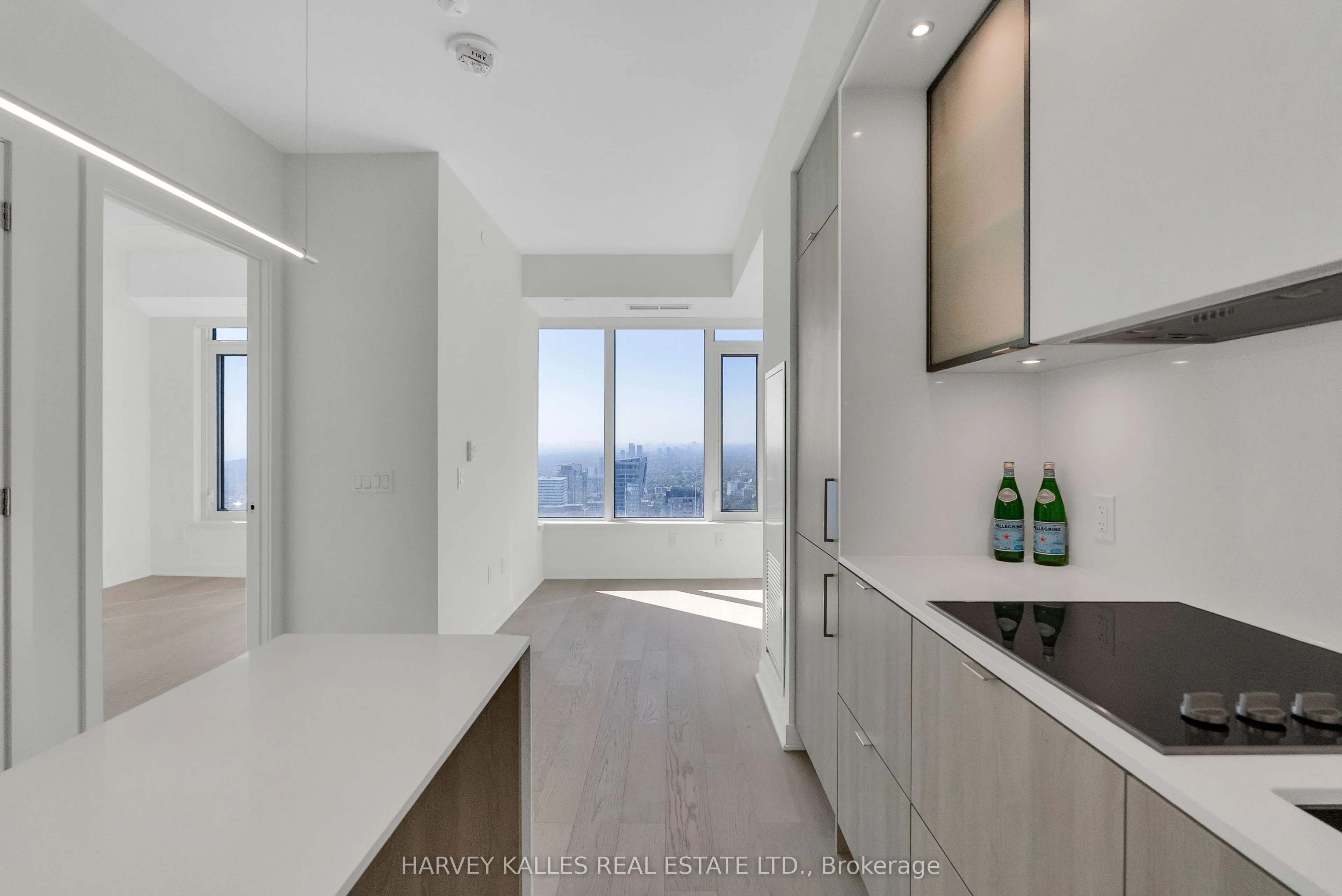 11 Yorkville Avenue, #4110