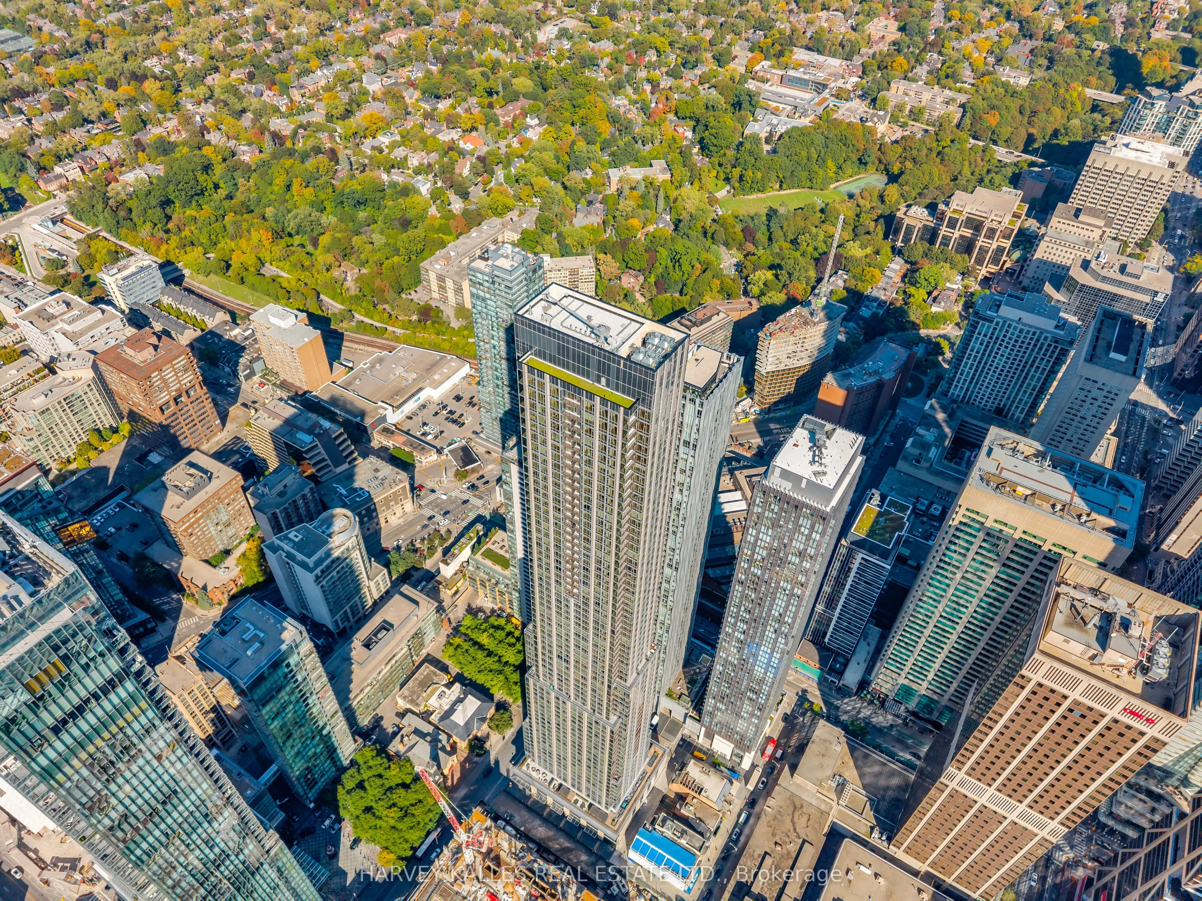 11 Yorkville Avenue, #4110