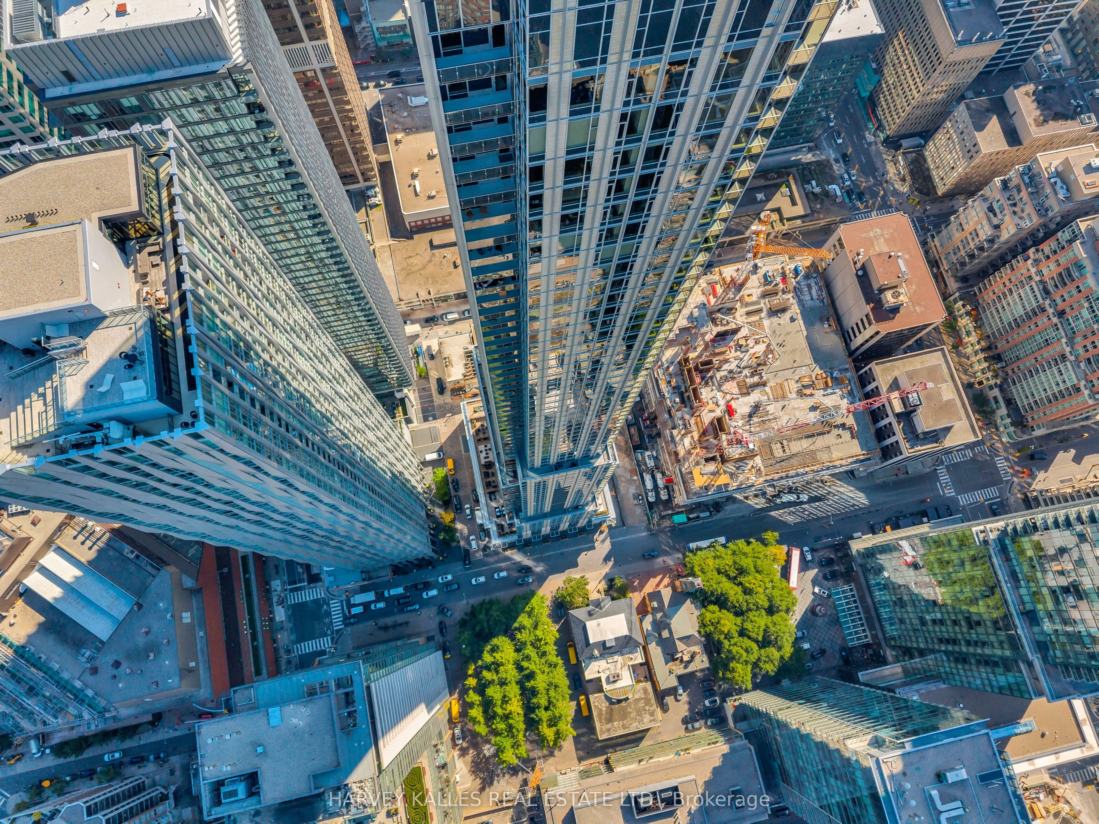 11 Yorkville Avenue, #4110