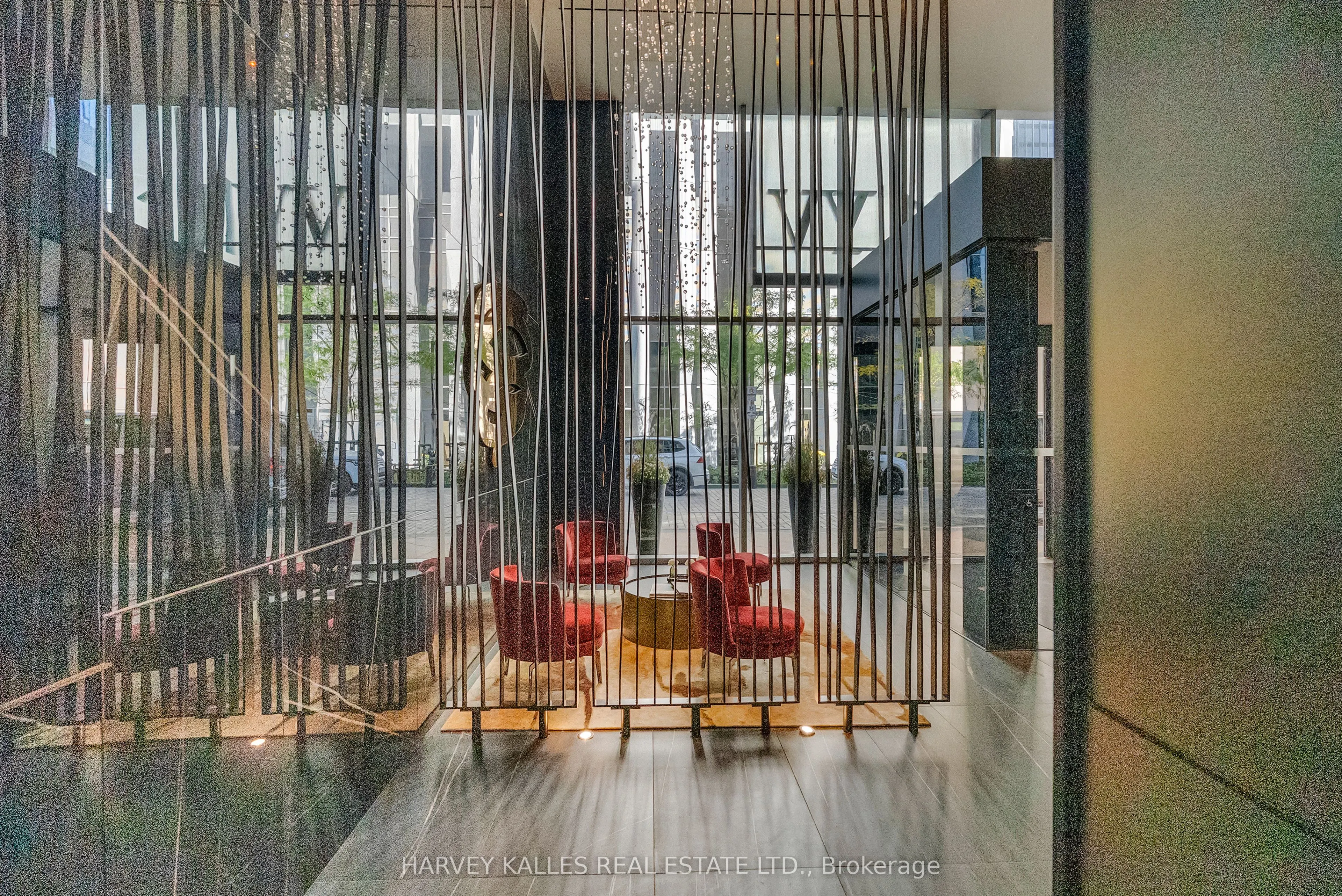 11 Yorkville Avenue, #4110